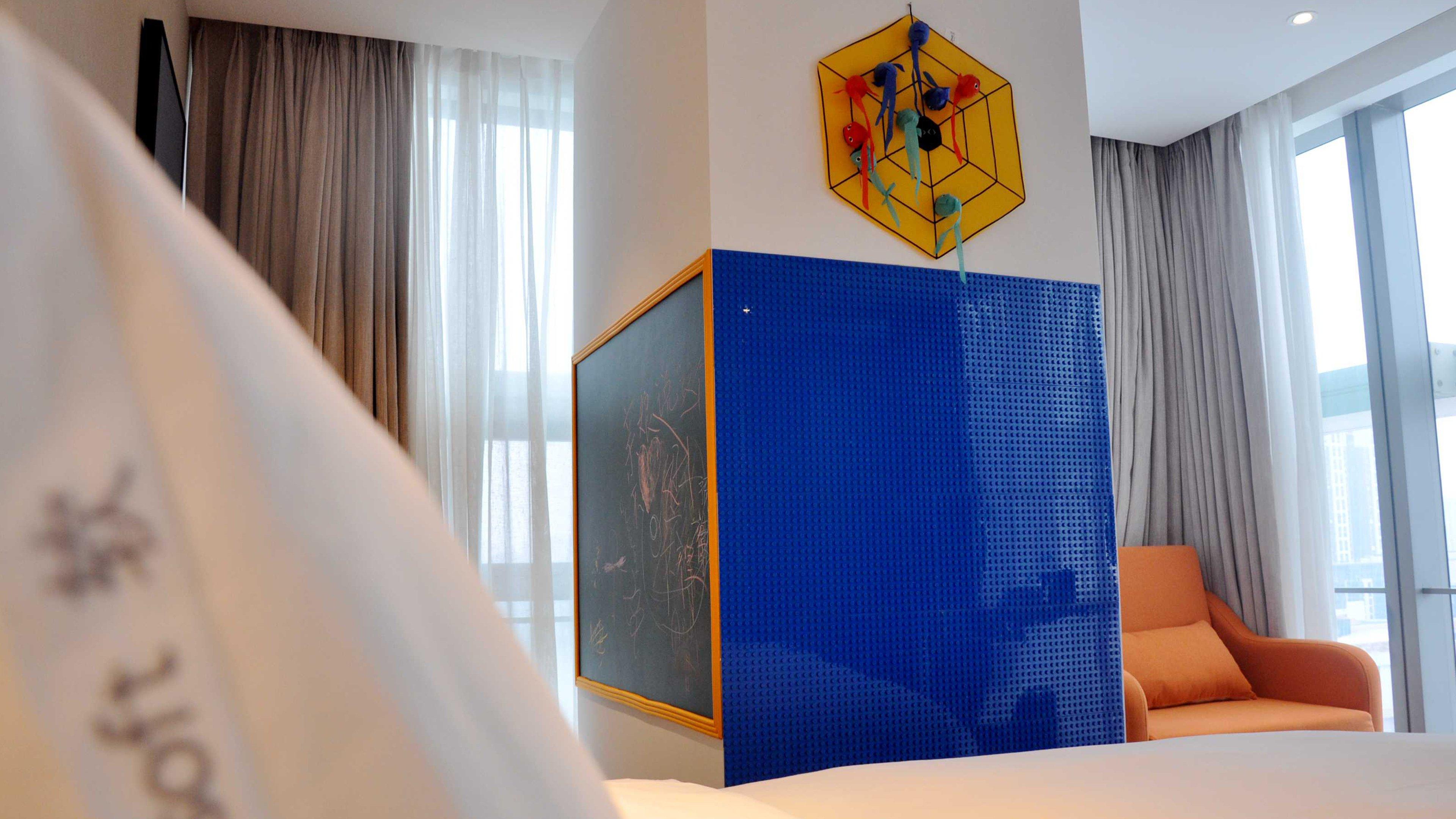 Double Accessible-queen Size Bed