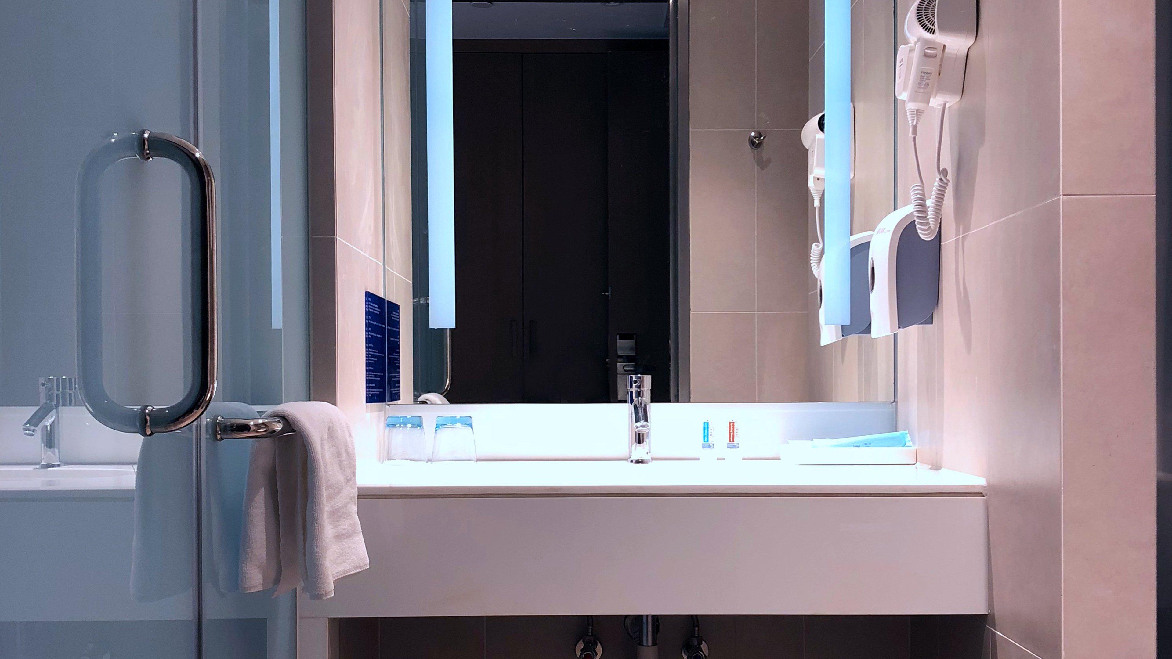 Double Accessible-queen Size Bed