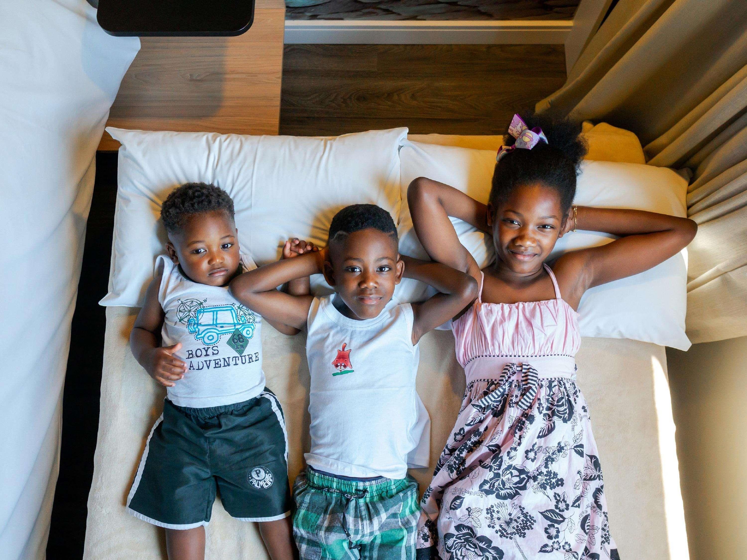 Double Queen Size Bed