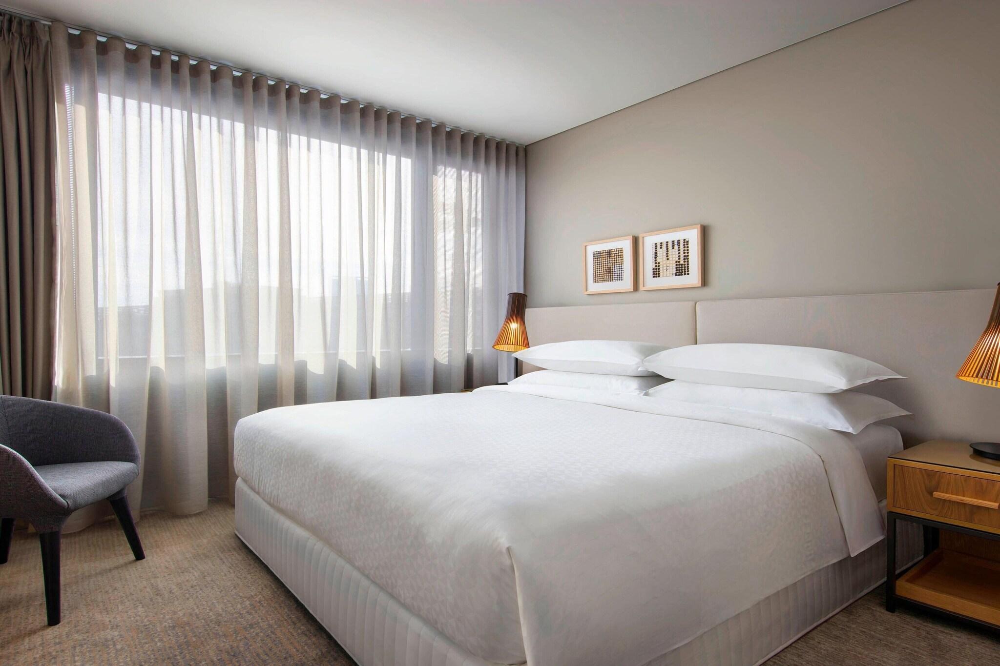 Suite Executive King Bed