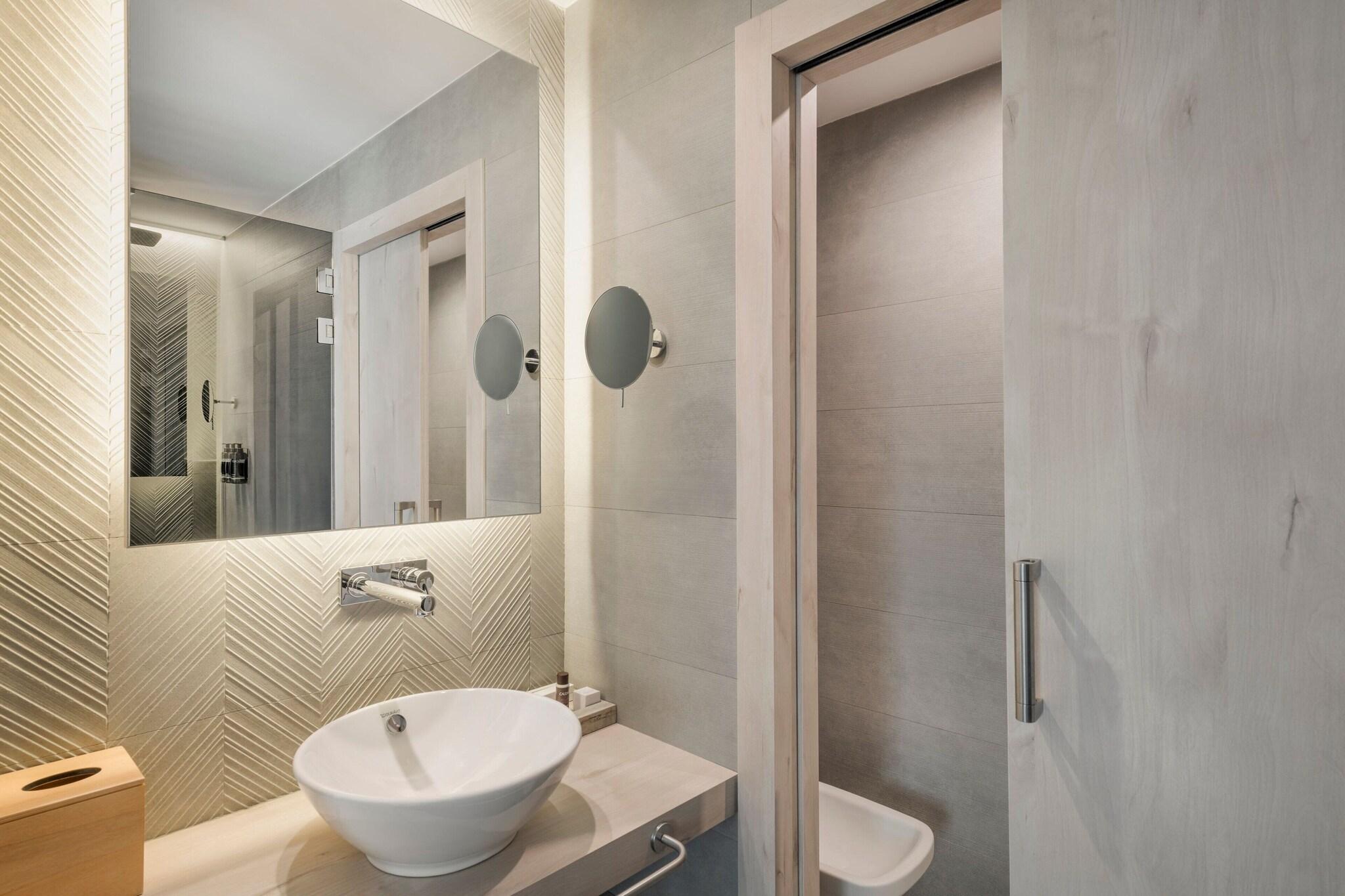 Double Deluxe with Views