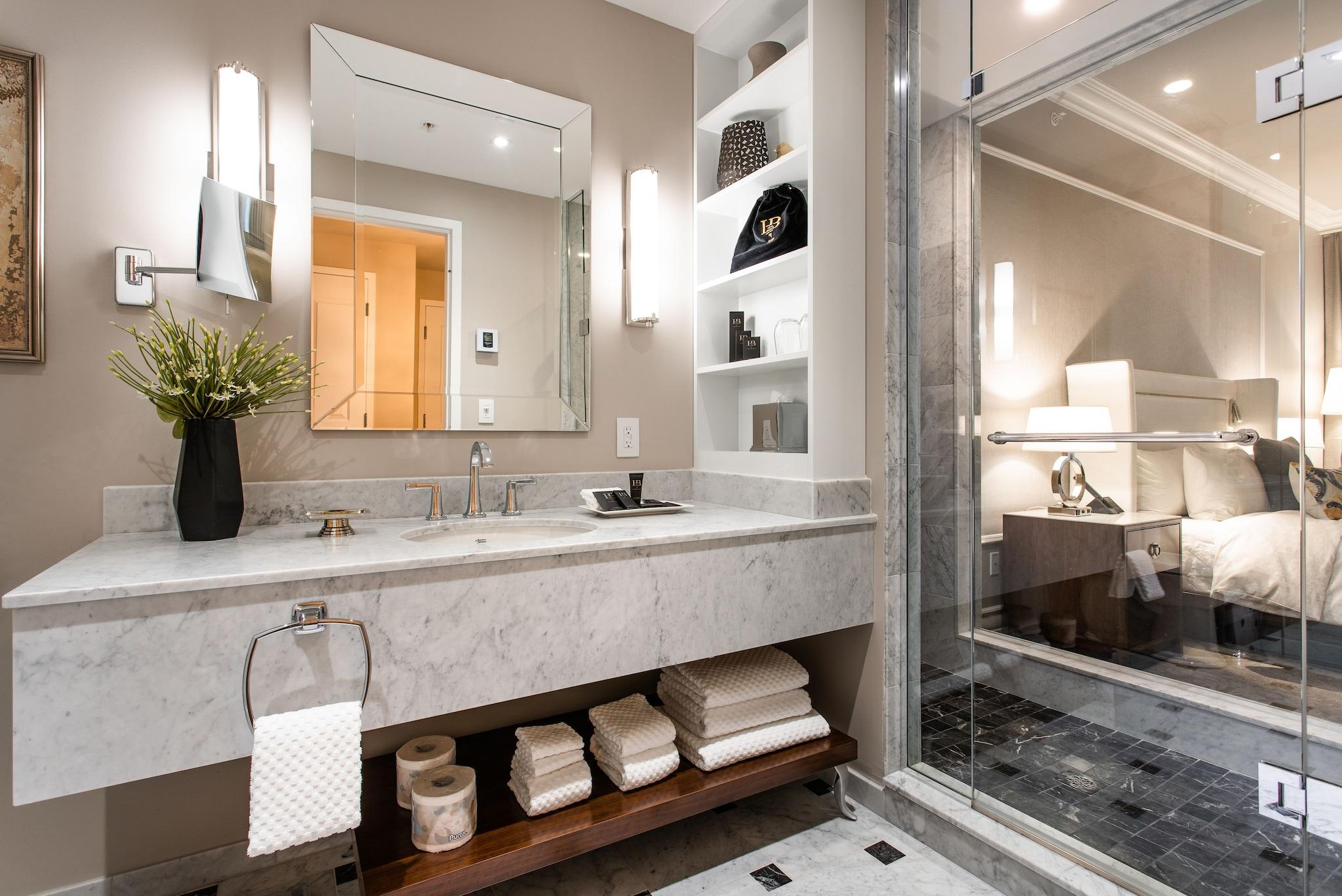 Double Deluxe City View