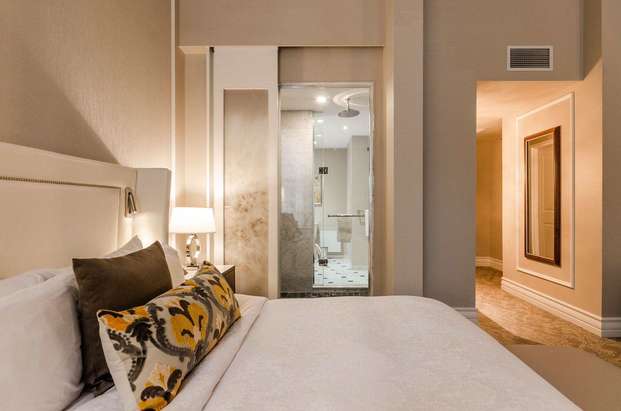 Double Classic King Bed