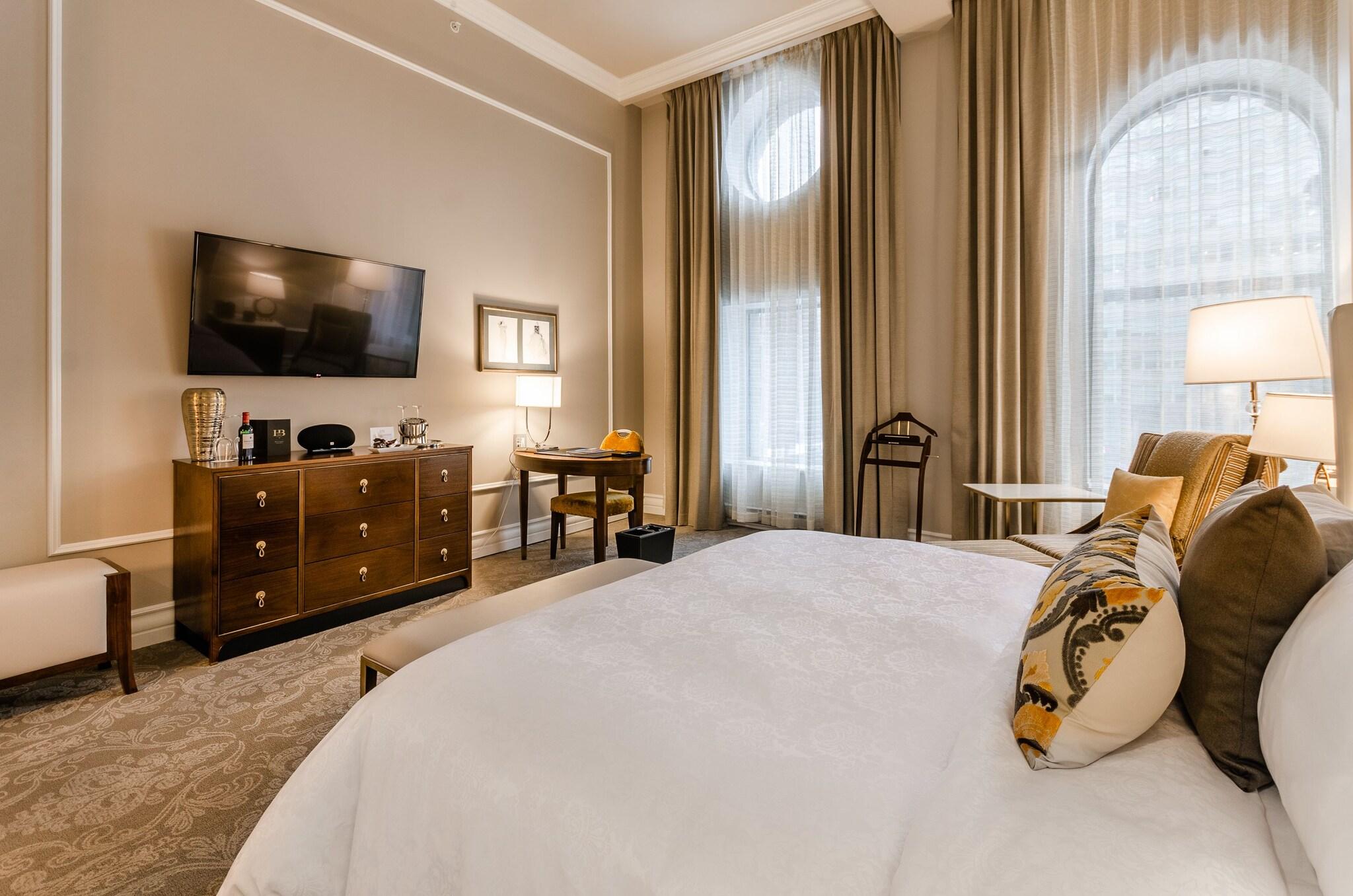 Double Classic City View