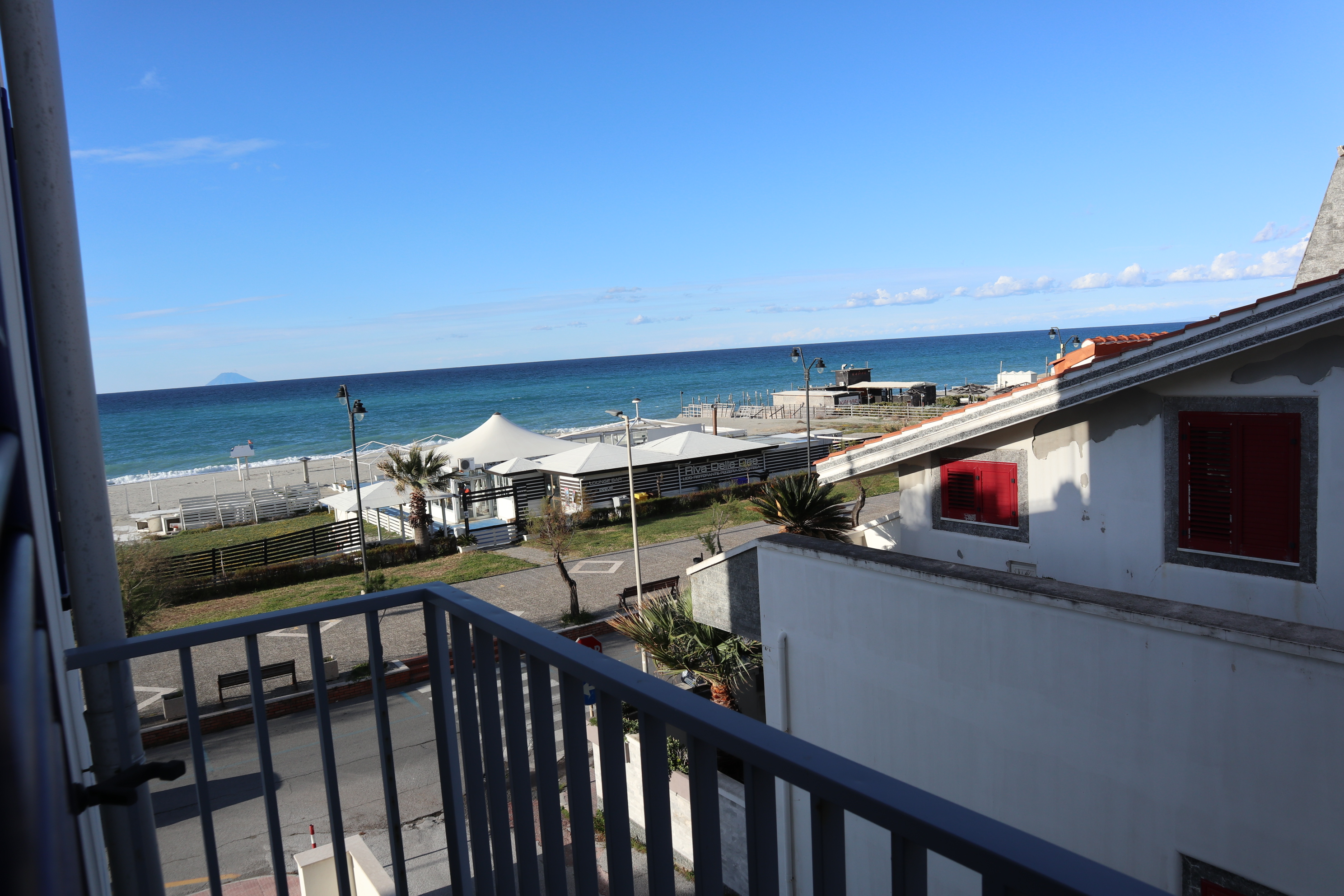 Junior Suite Side Sea View