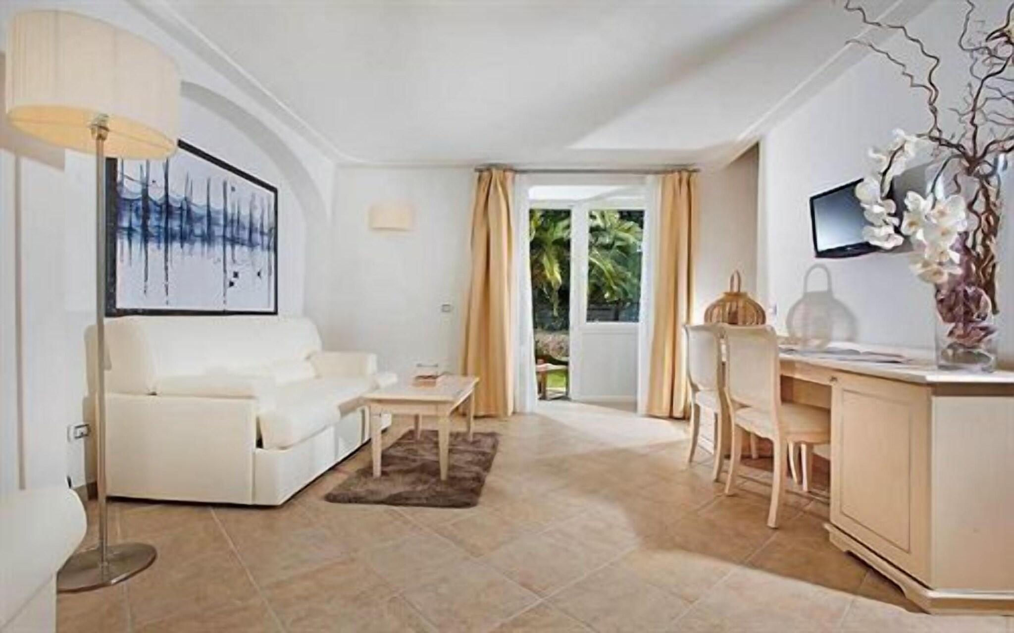 Apartment Partial Sea View