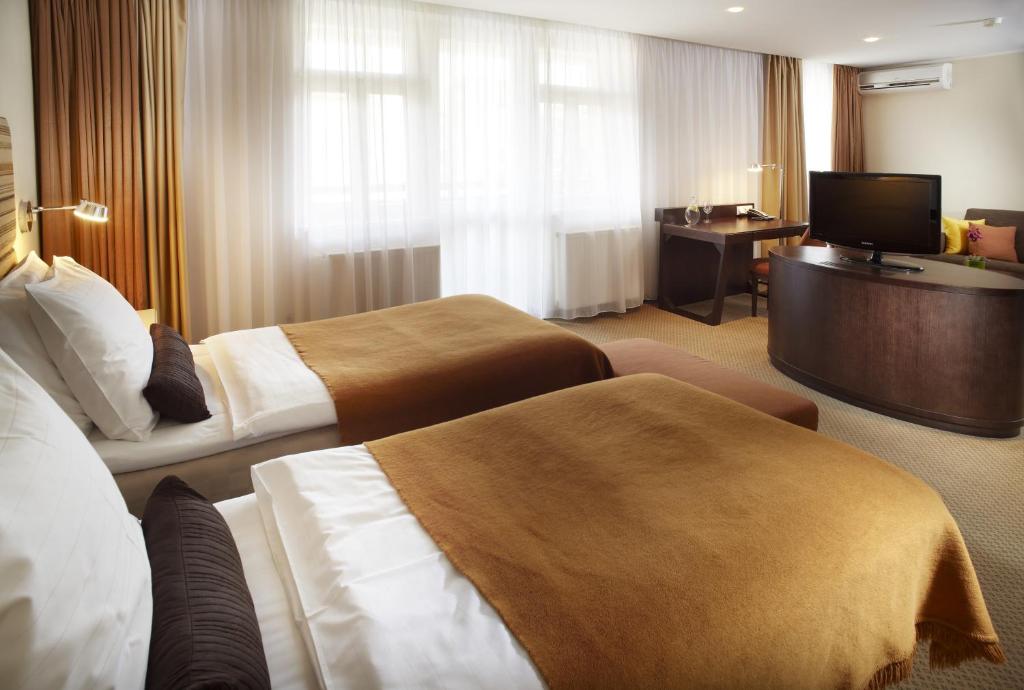 Double or Twin Deluxe with Balcony