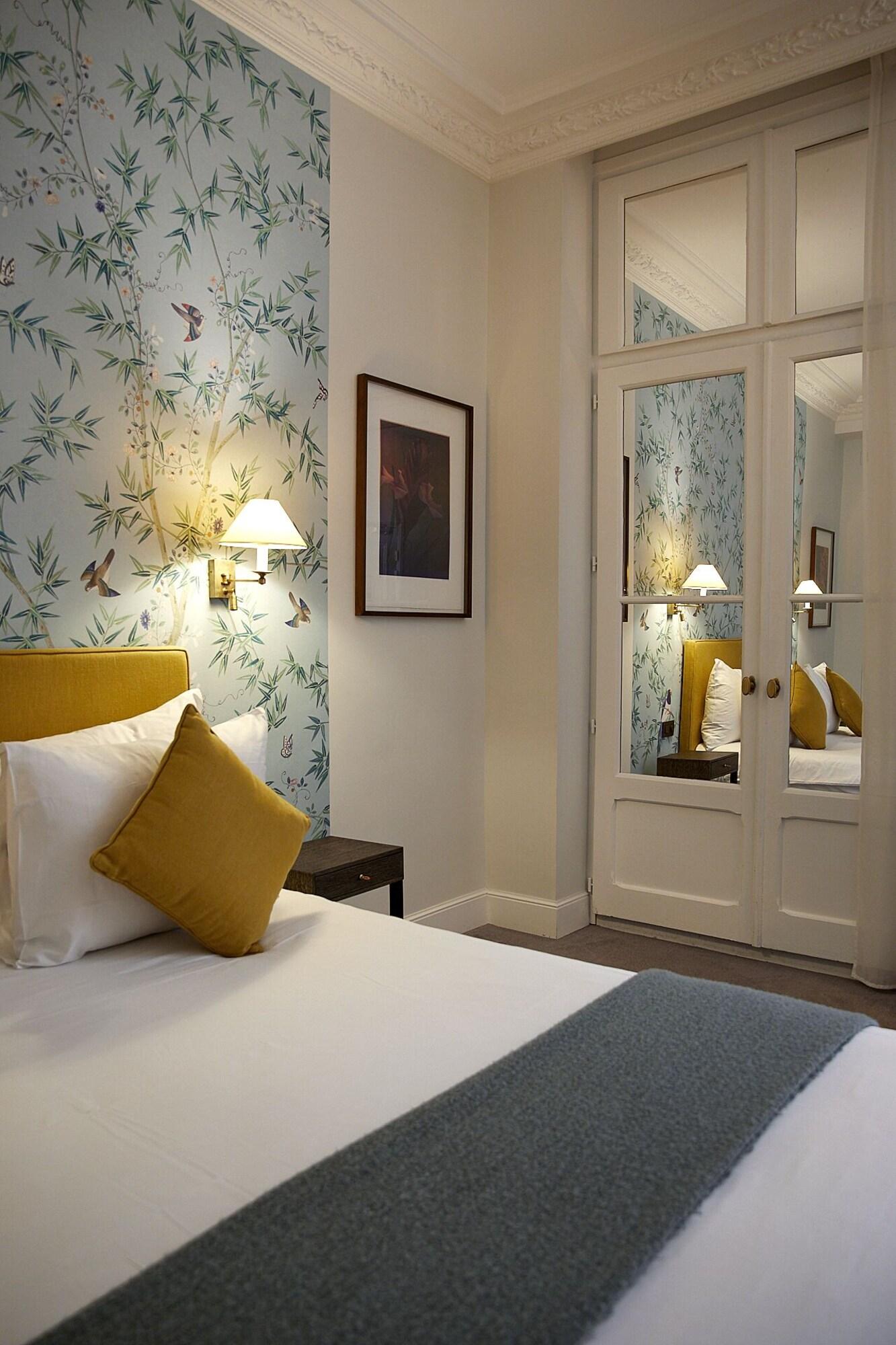 Double Deluxe Two Beds