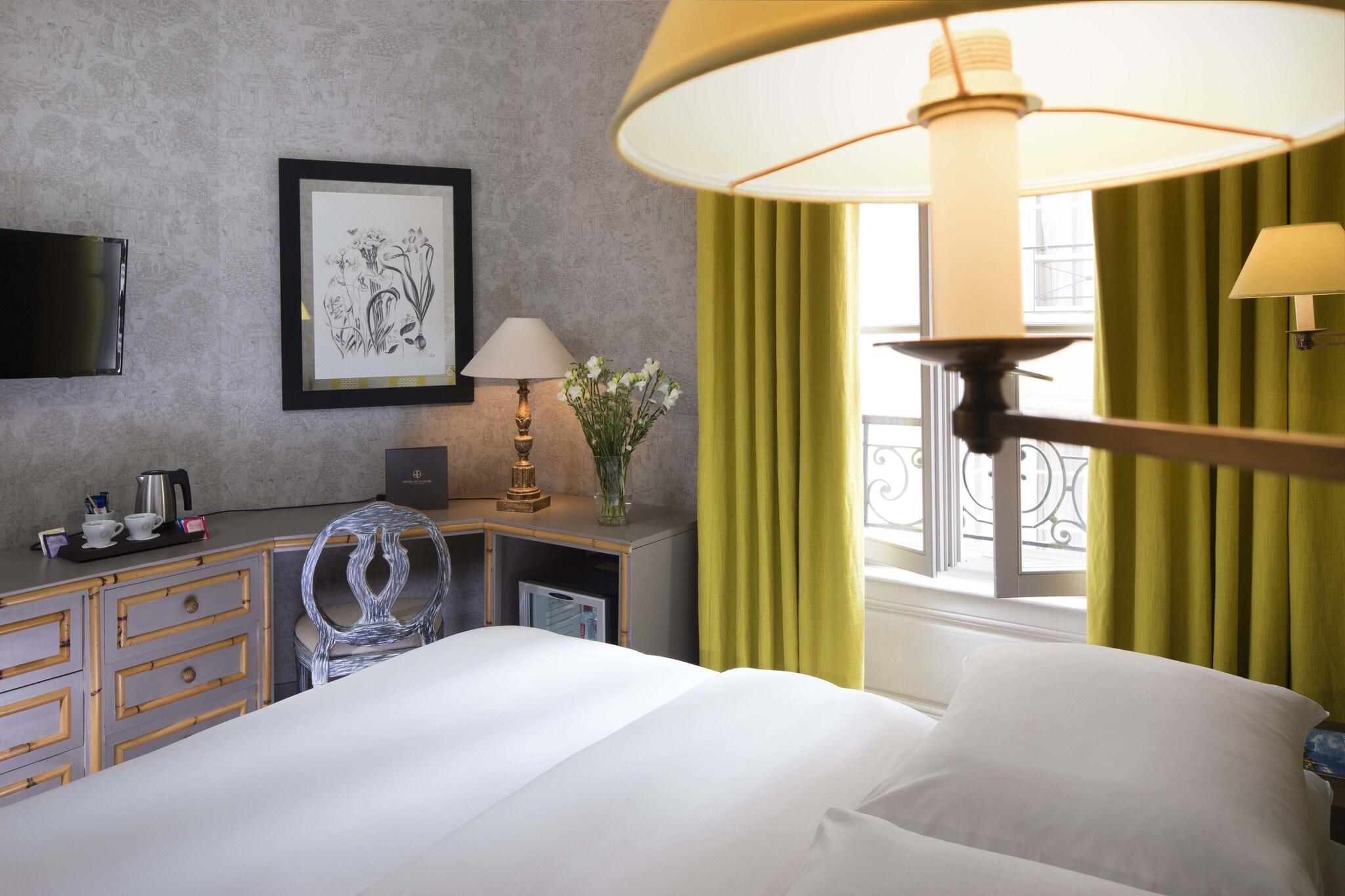 Double Superior Queen Bed