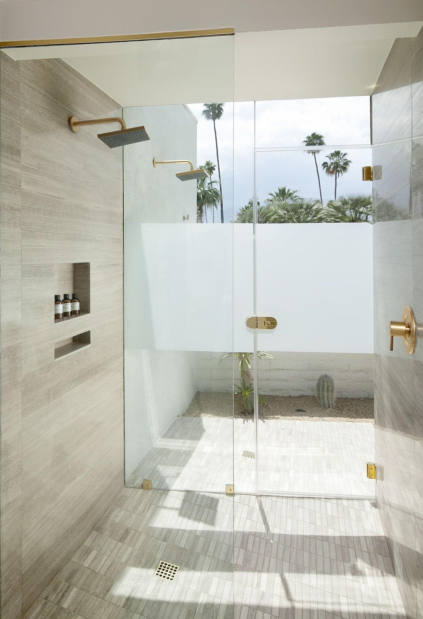 Junior Suite King Size Bed