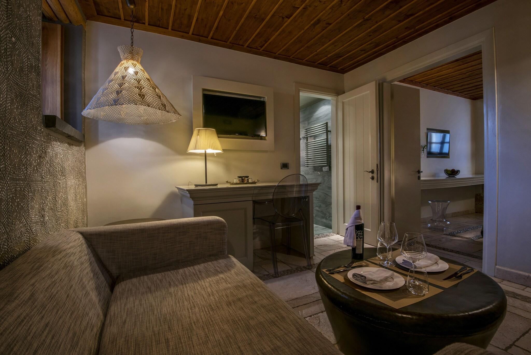 Double Queen Size Bed