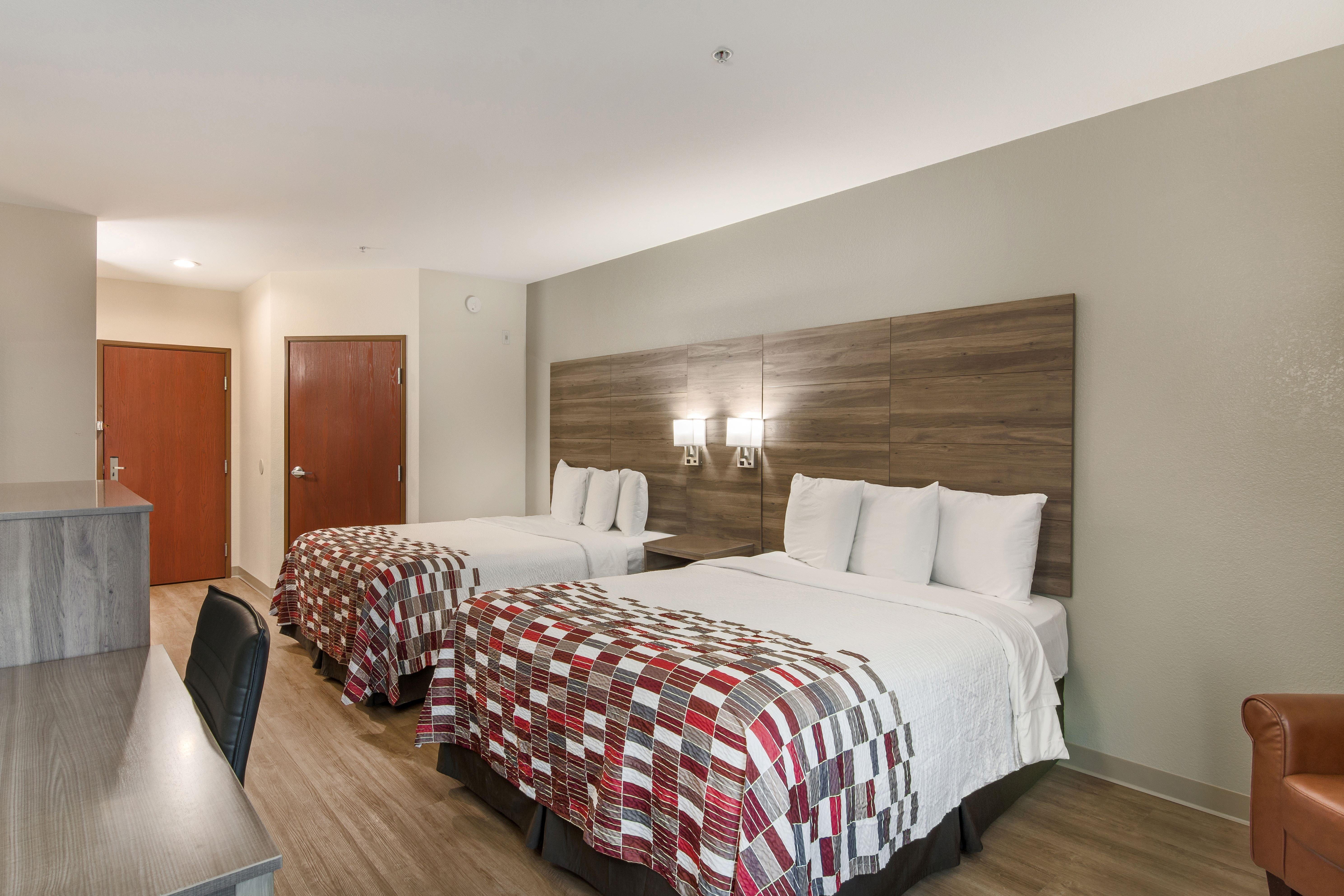 Room Deluxe Two Queen Beds