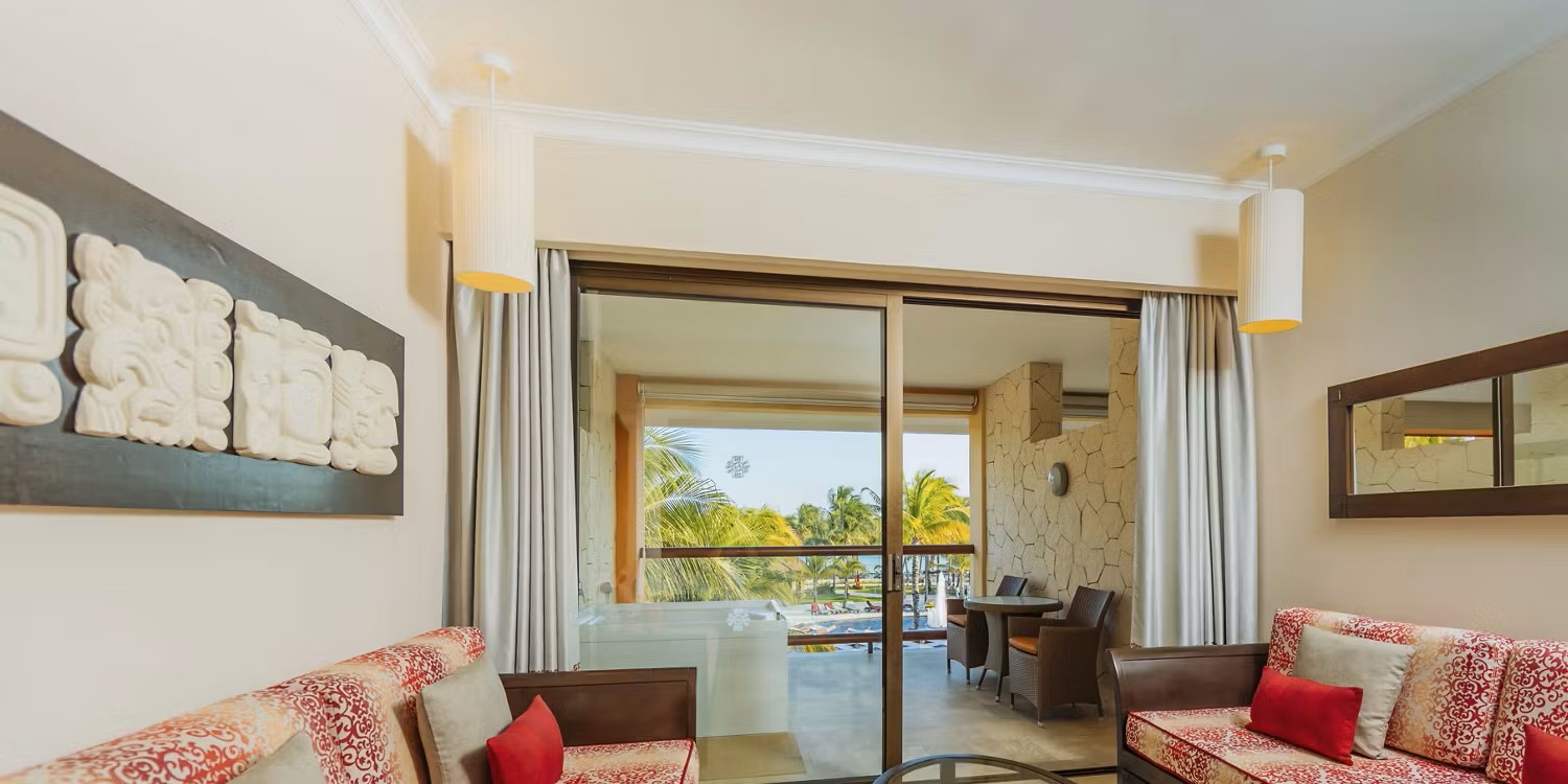 Junior Suite Premium Ocean Front