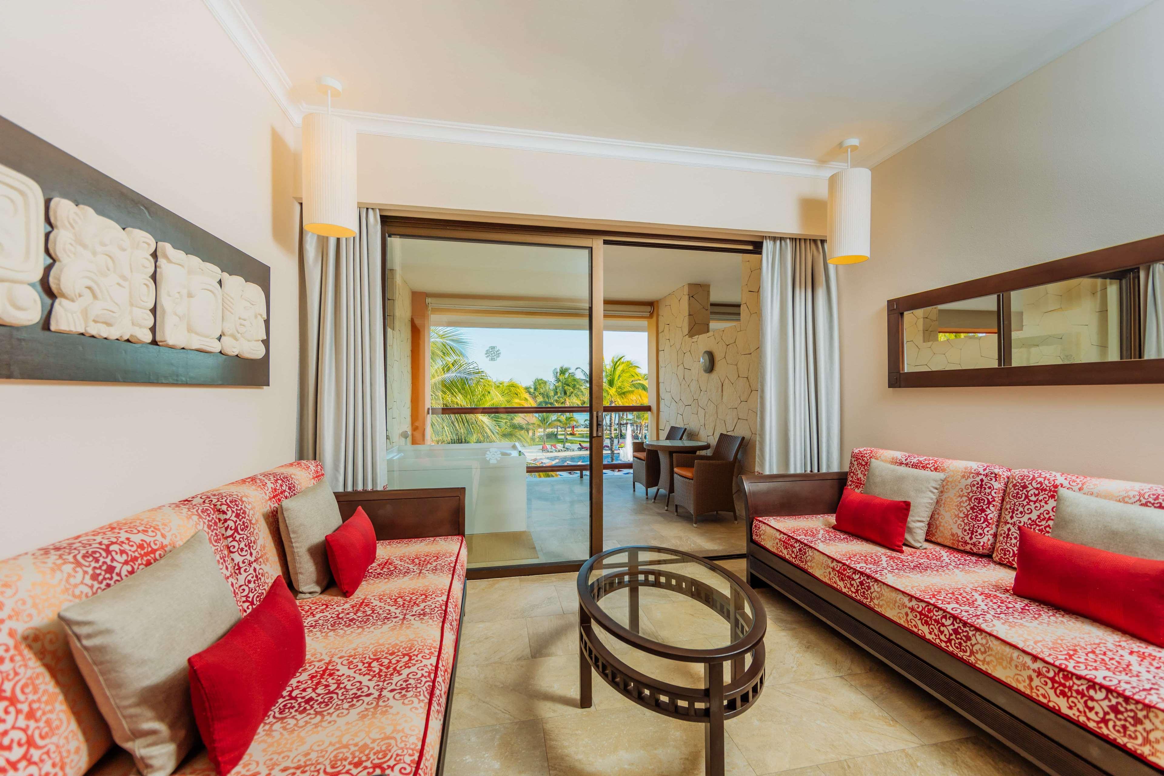 Junior Suite Premium Ocean Front