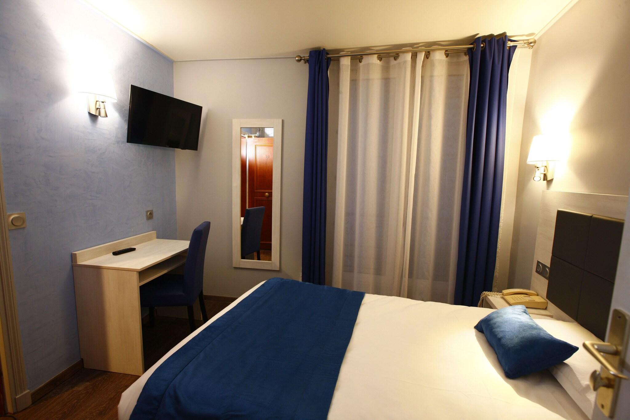 Double Classic Double Bed