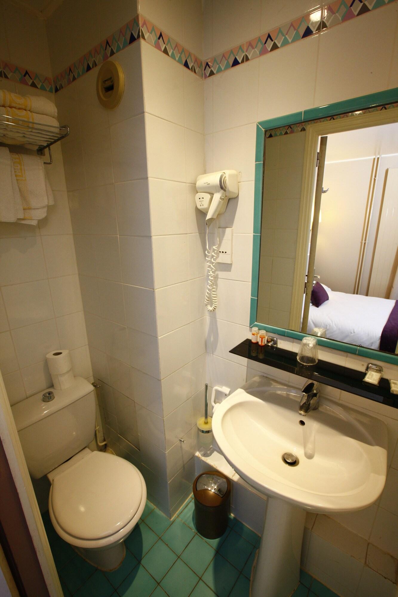 Double Classic Double Bed