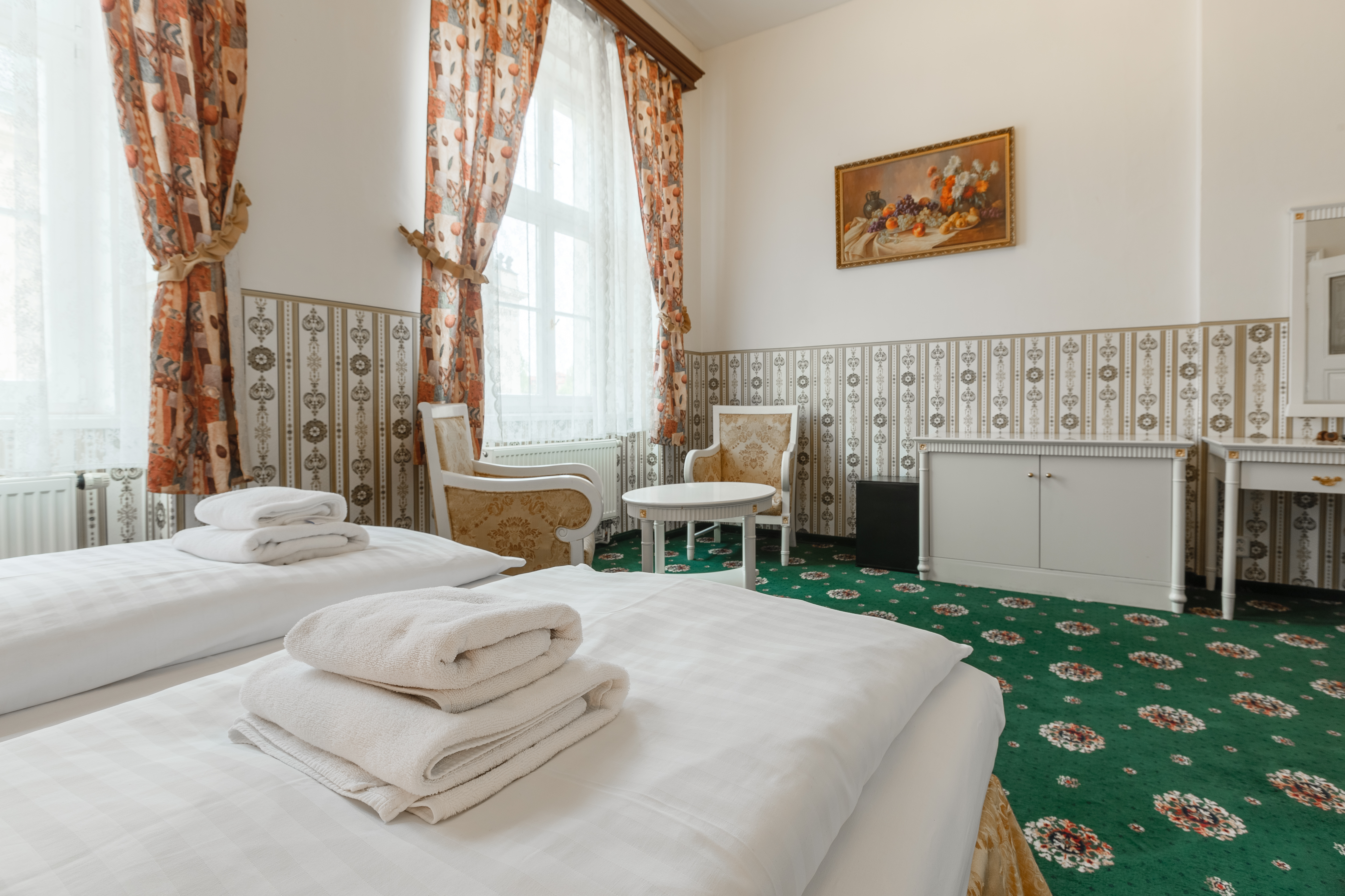 Double or Twin Standard