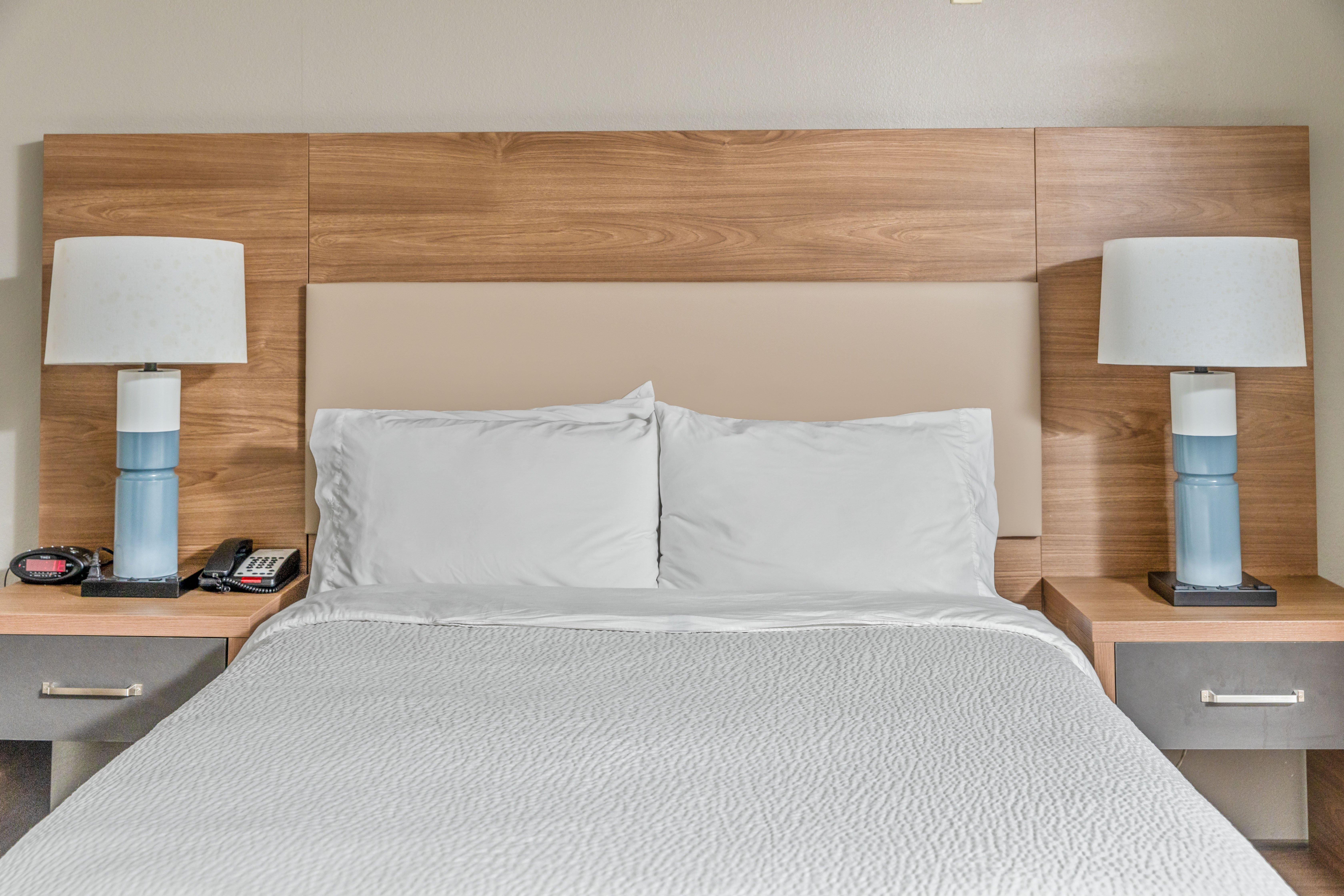 Studio Queen Size Bed