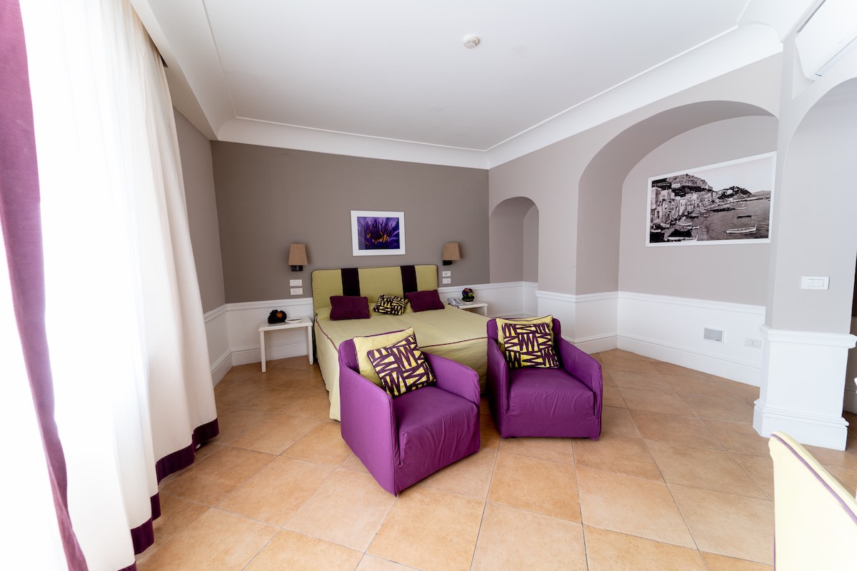 Double Single Classic Double Bed