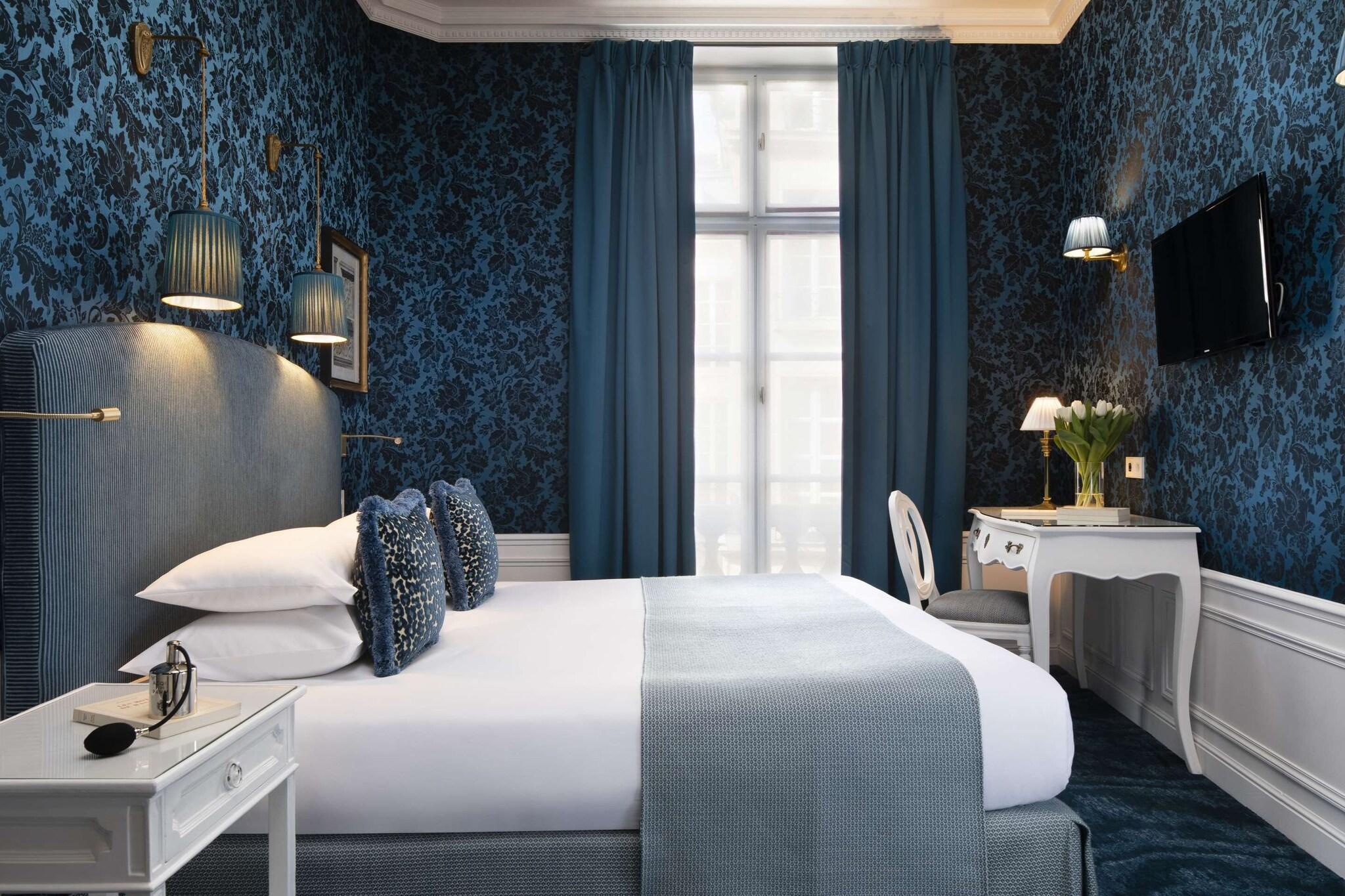 Double Connecting Room