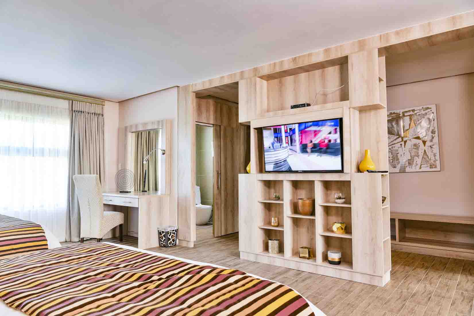 Double or Twin Deluxe