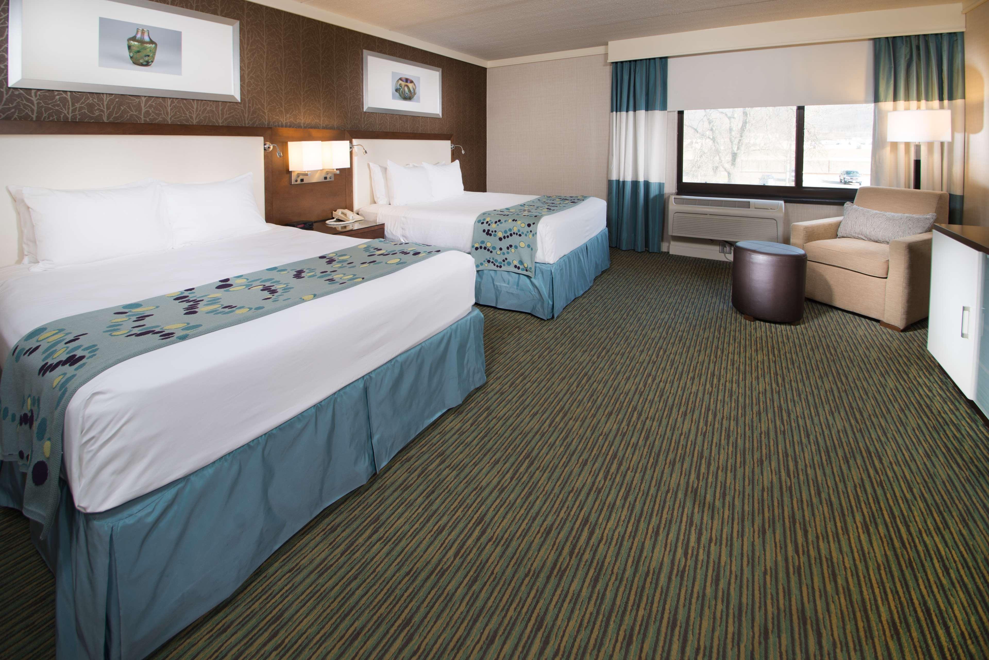 Suite Two Queen Beds