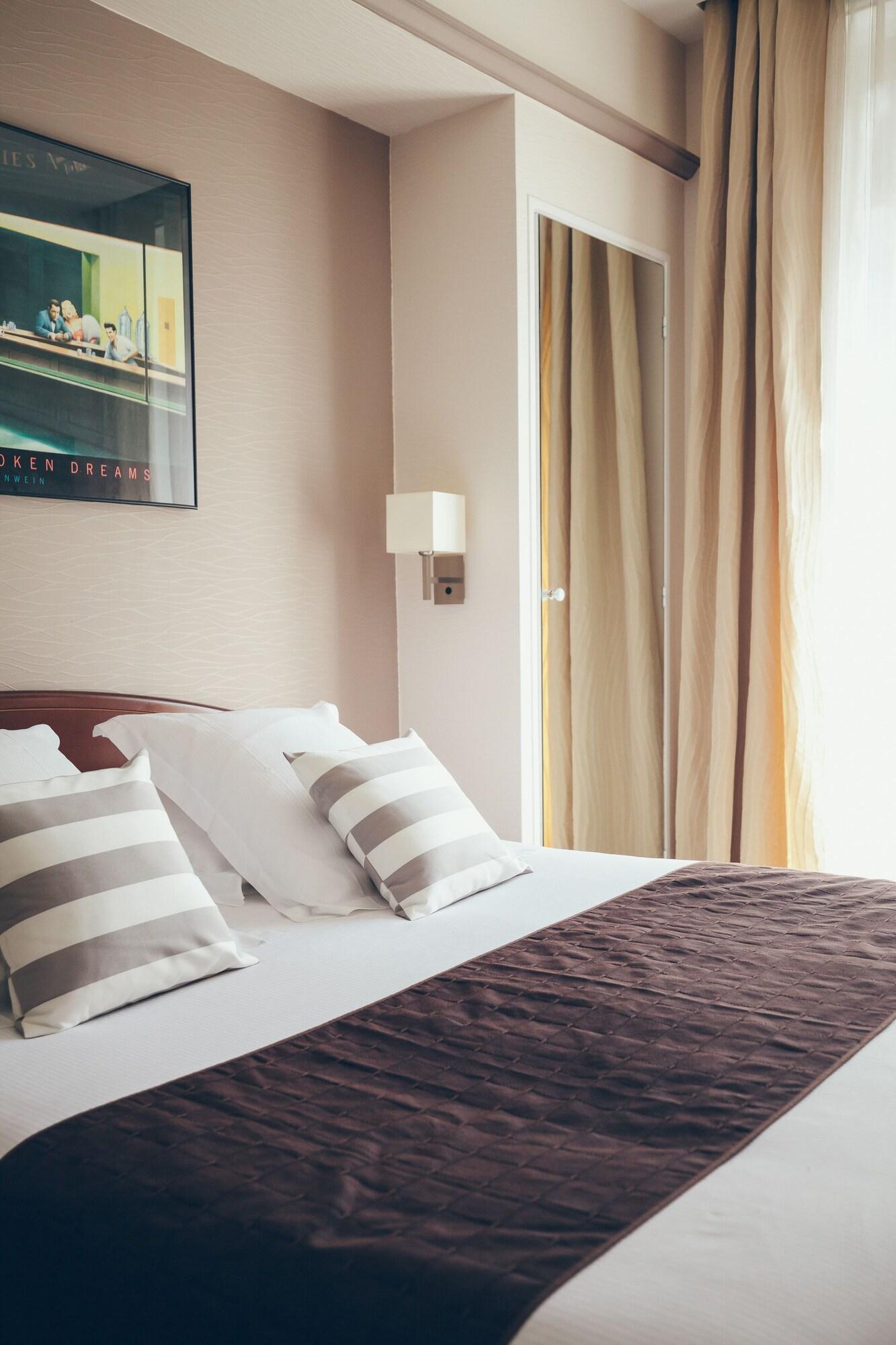 Double Superior Queen Bed