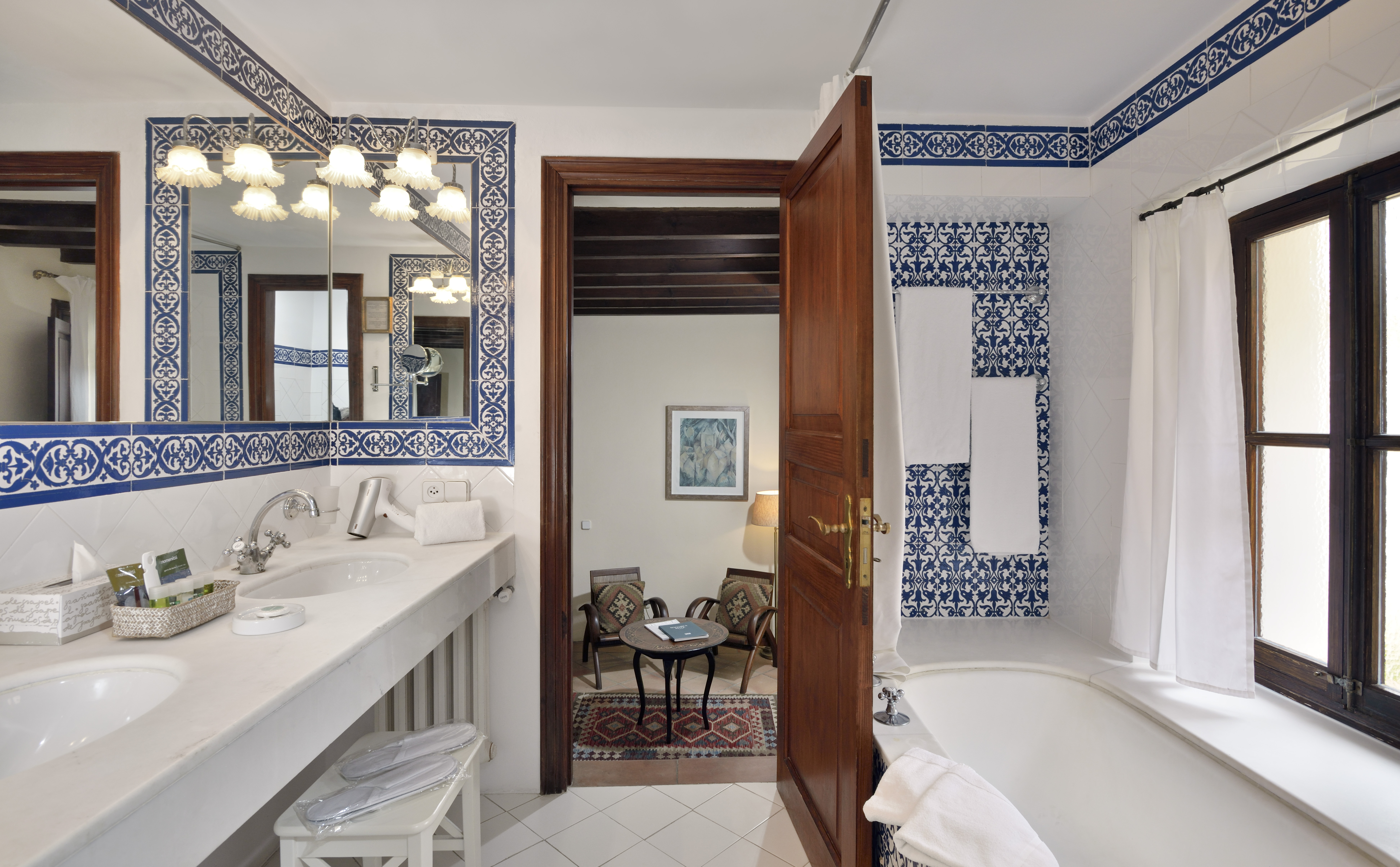 Double or Twin Superior