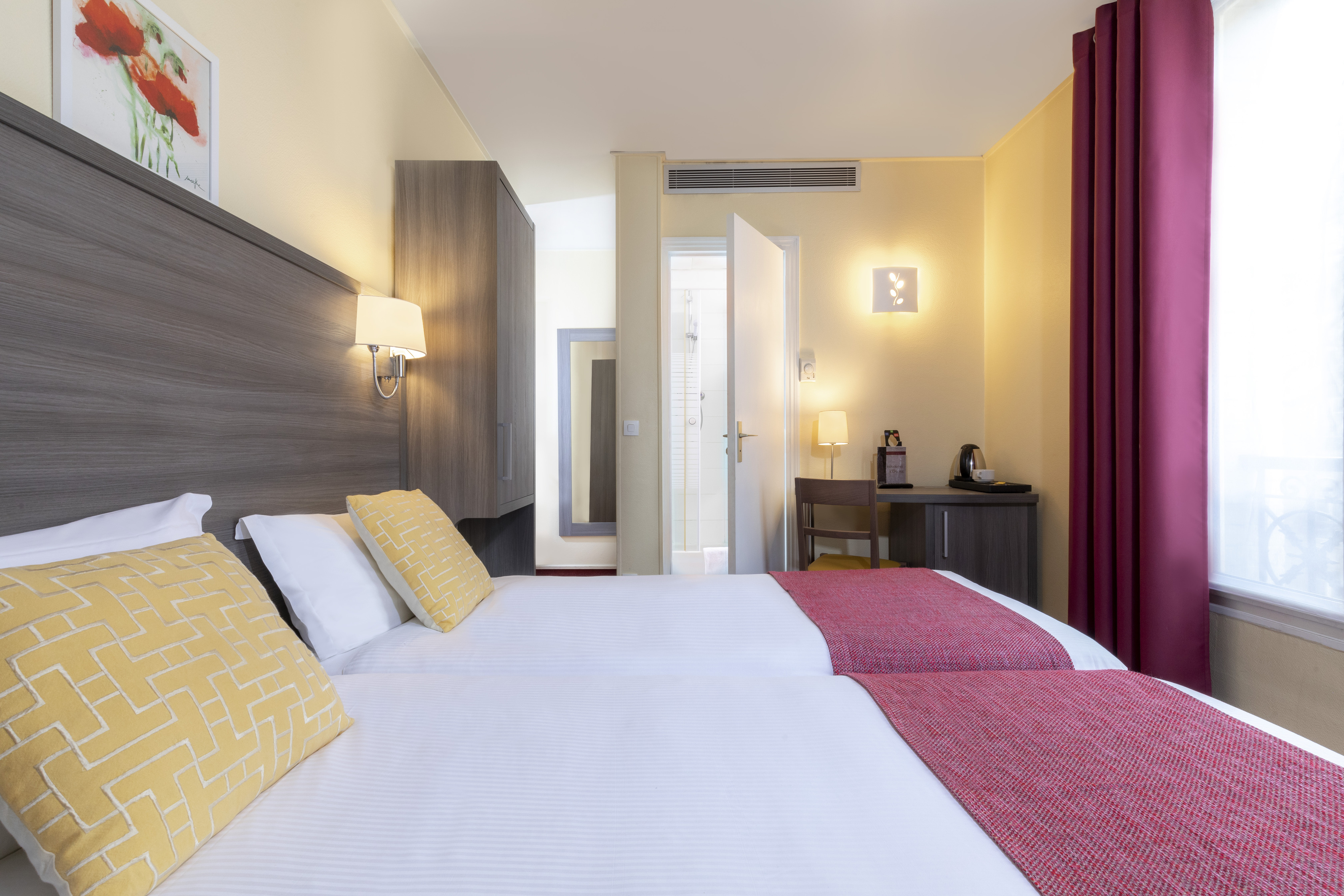 Double or Twin Two Beds