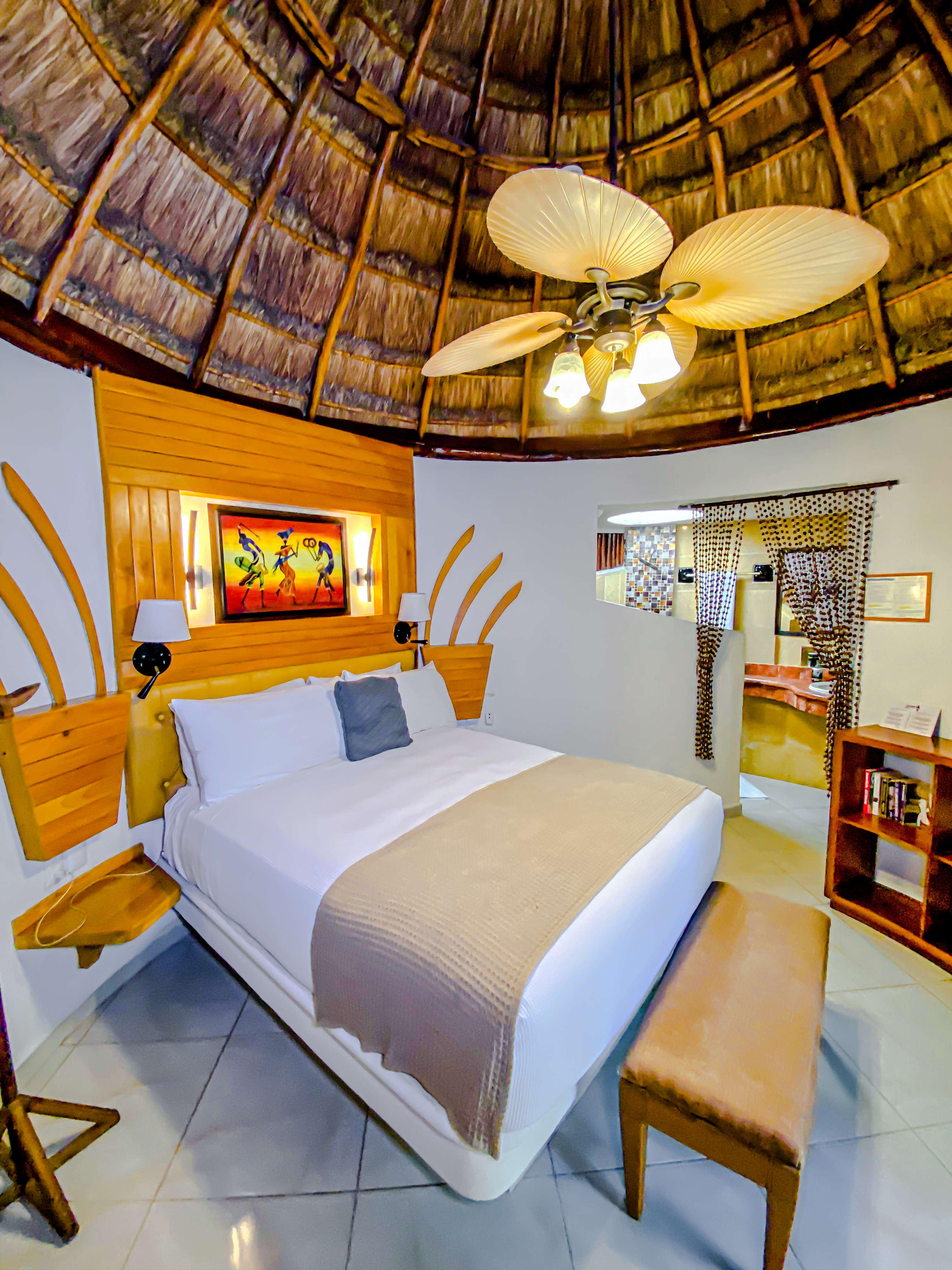 Suite Queen Size Bed