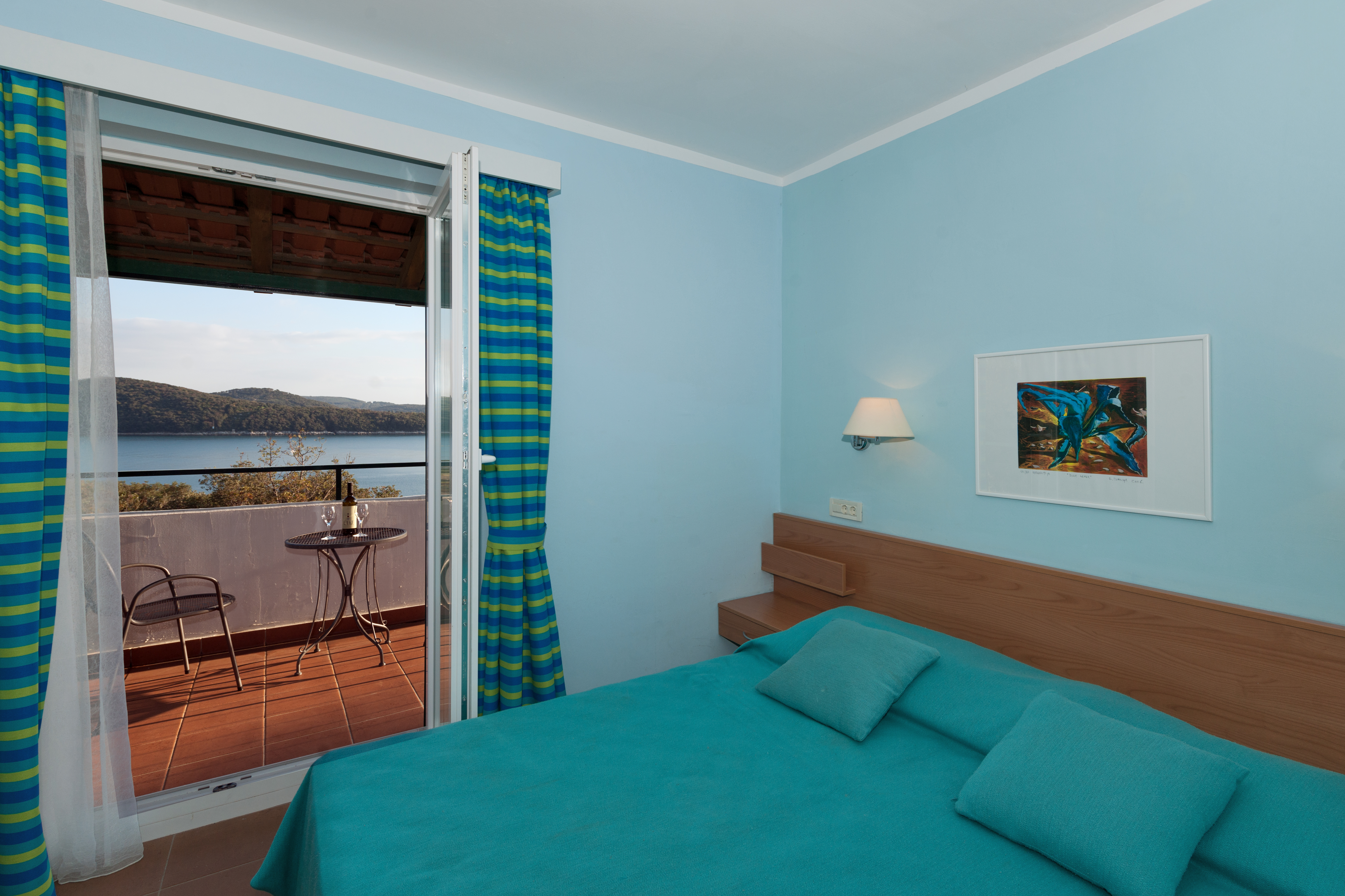 Apartment Capacity 6