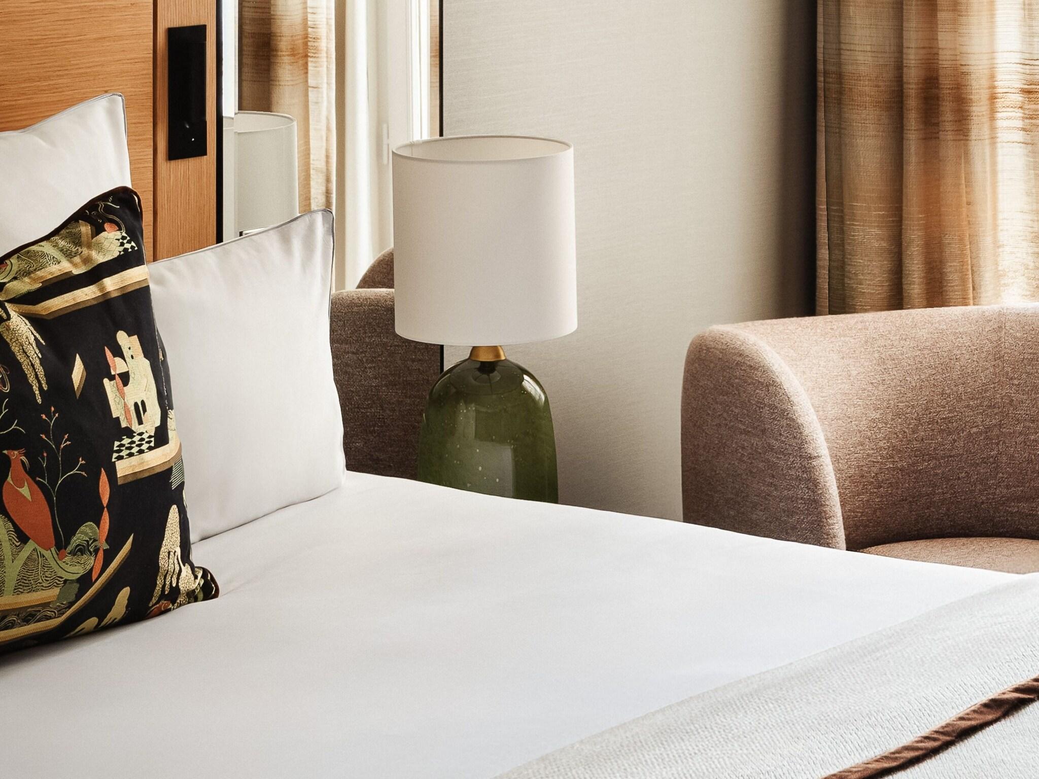 Double Superior King Bed