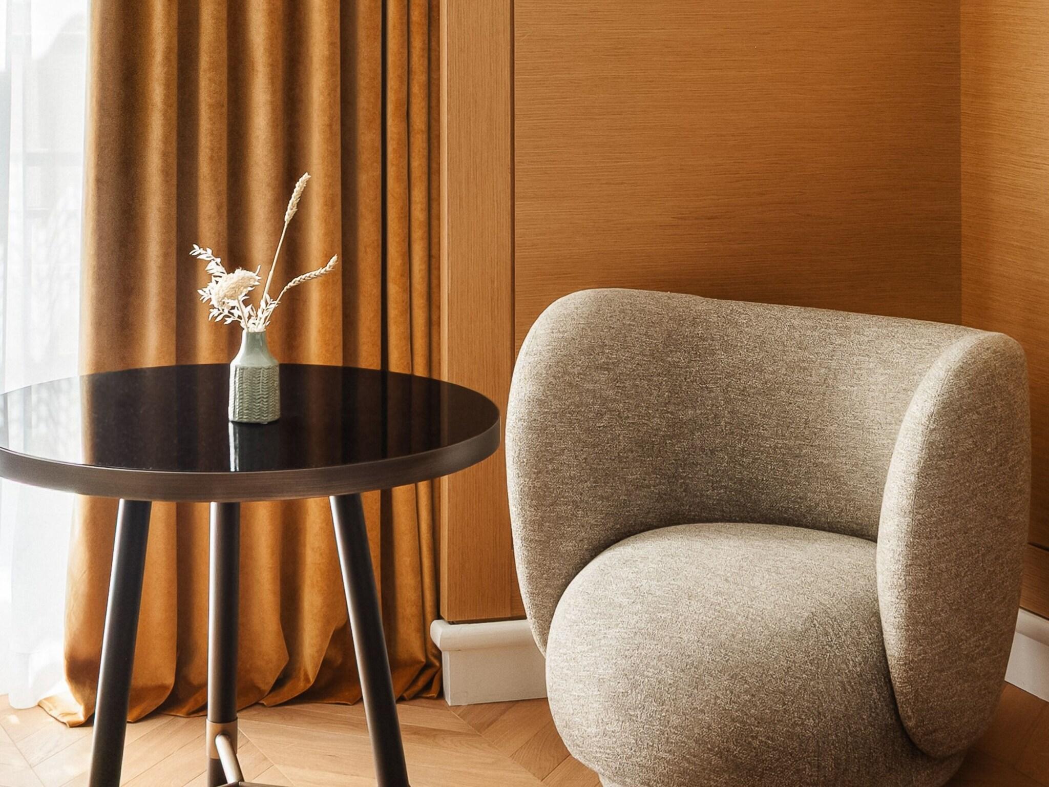 Double Superior King Bed