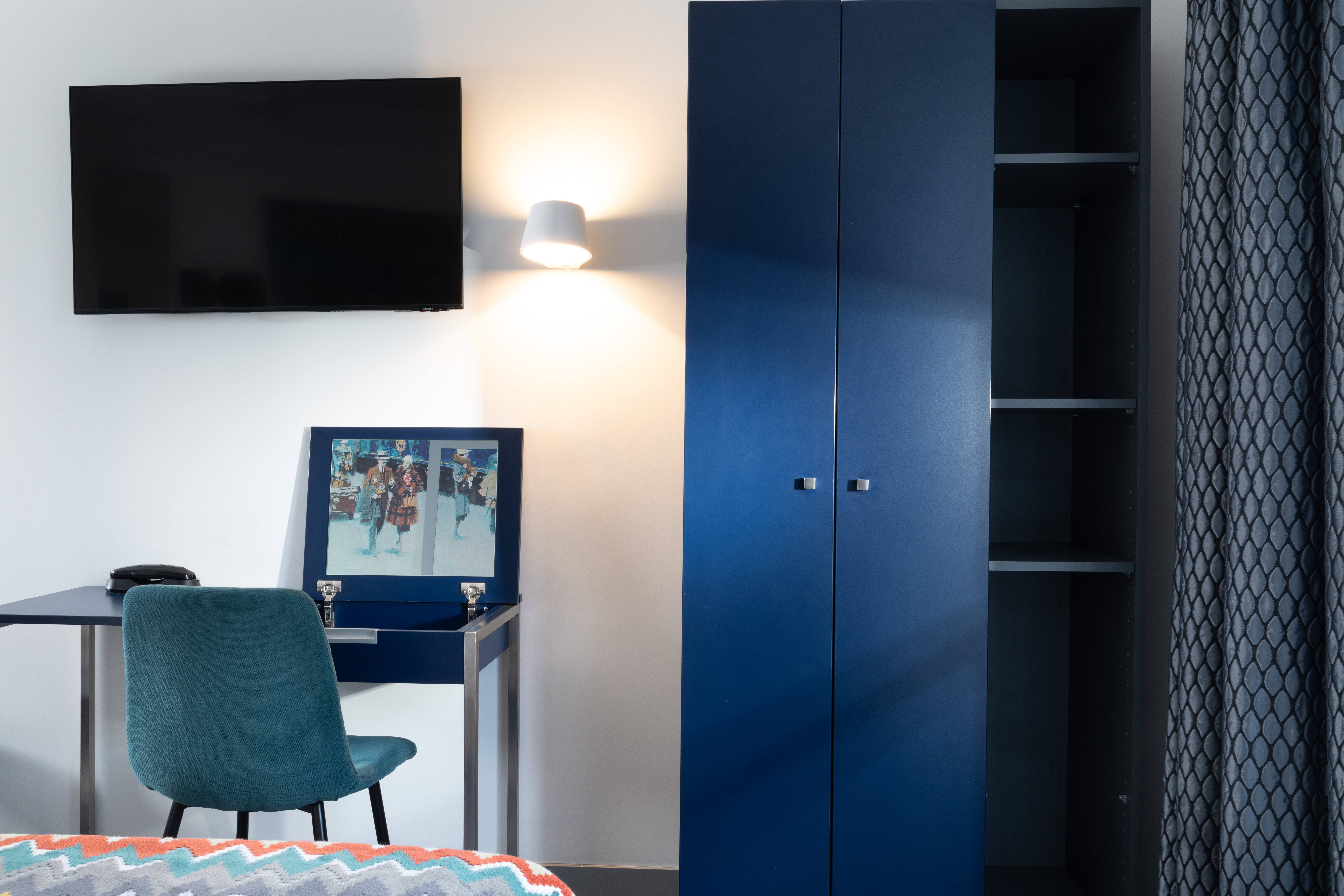 Quadruple Three Beds