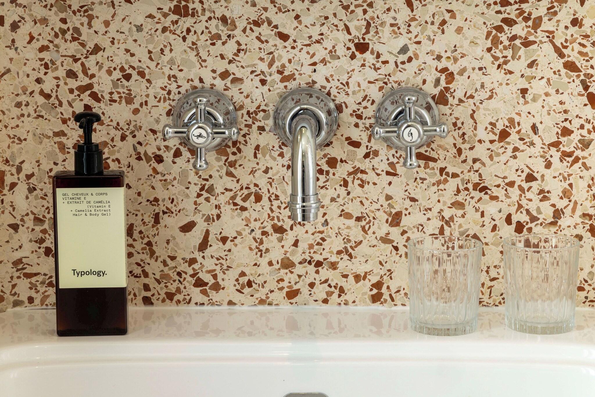 Quadruple Connecting Room