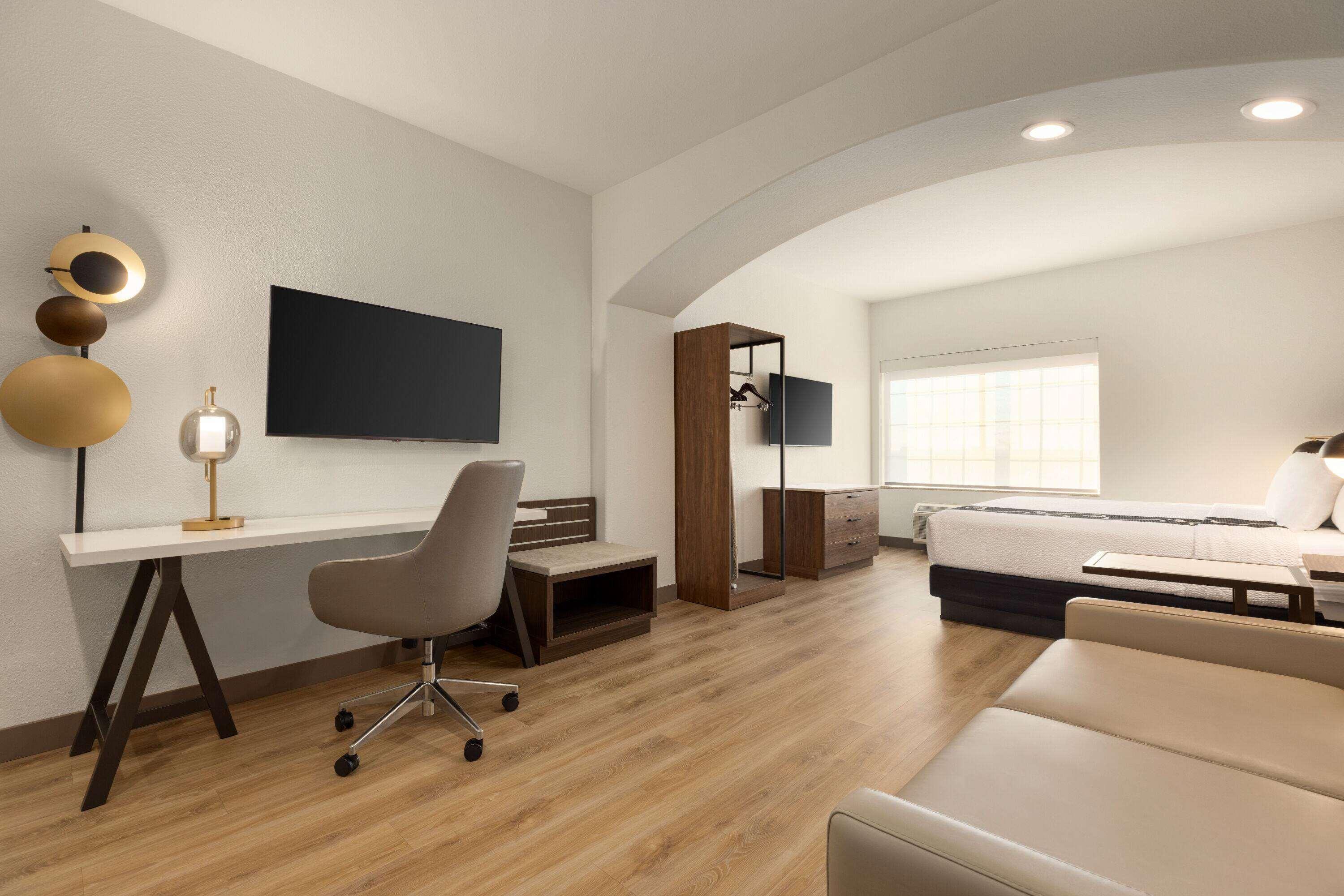 Double Executive King Bed