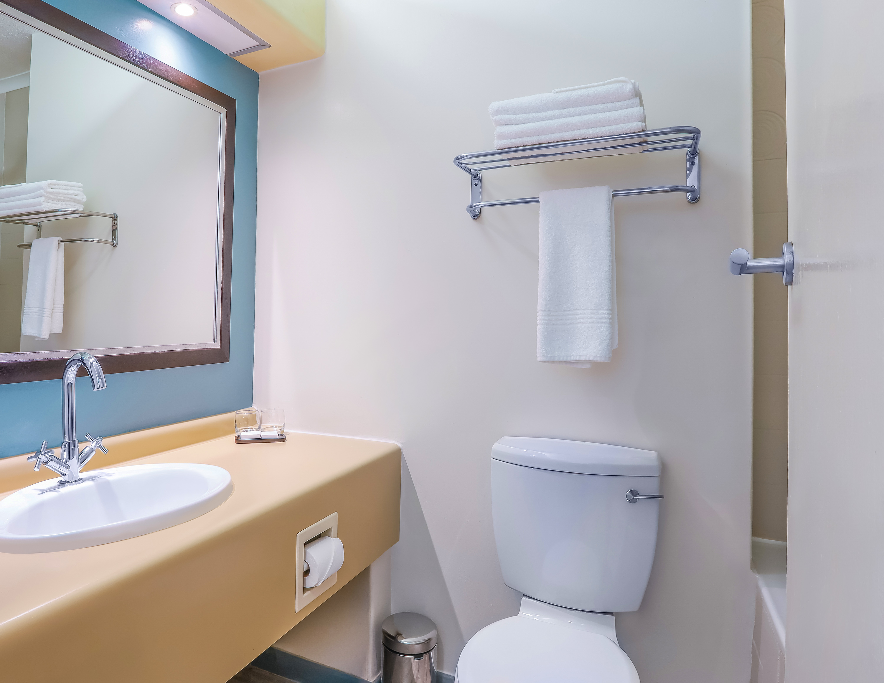 Room King Bed Non Smoking