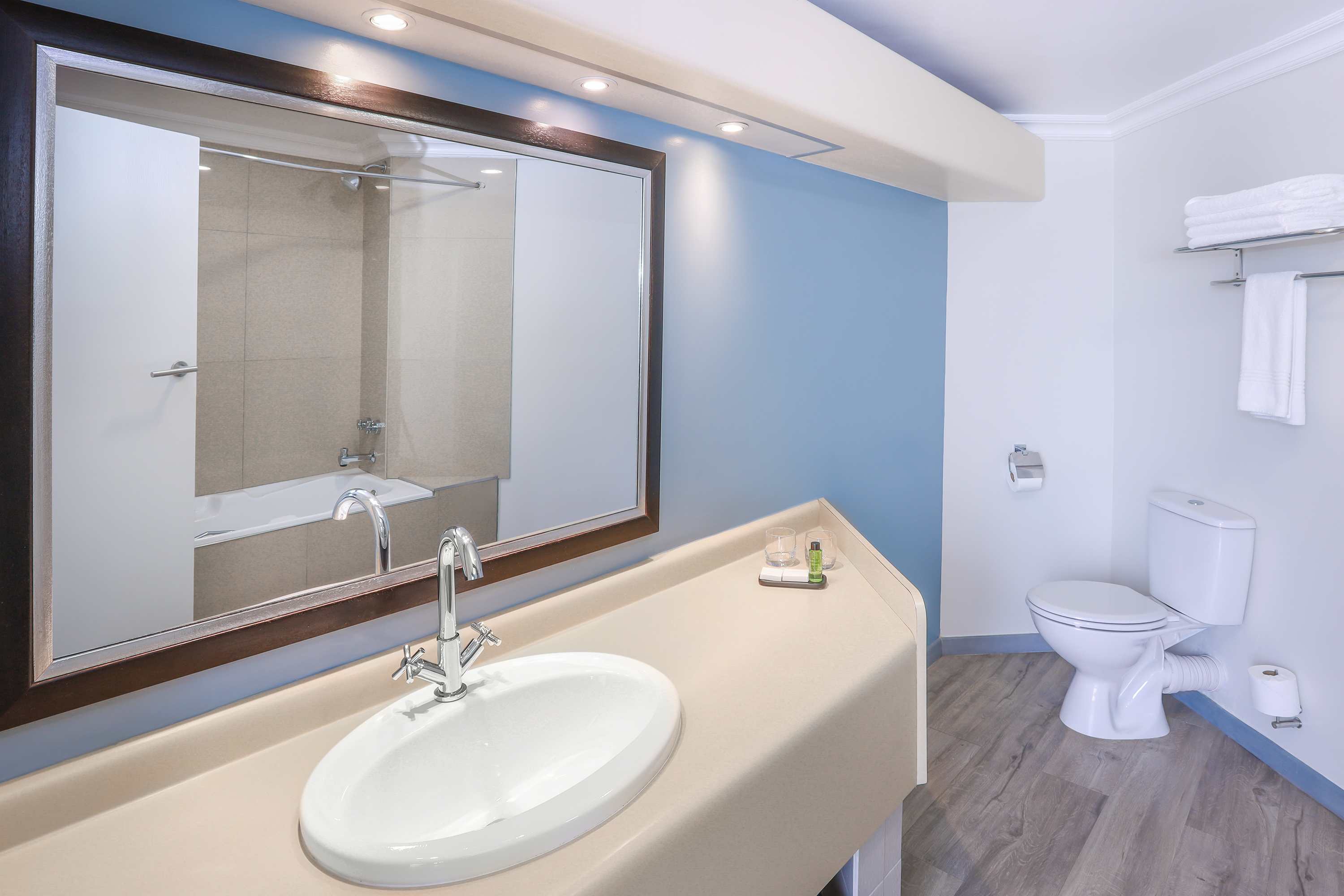 Room Two Double Beds Non Smoking