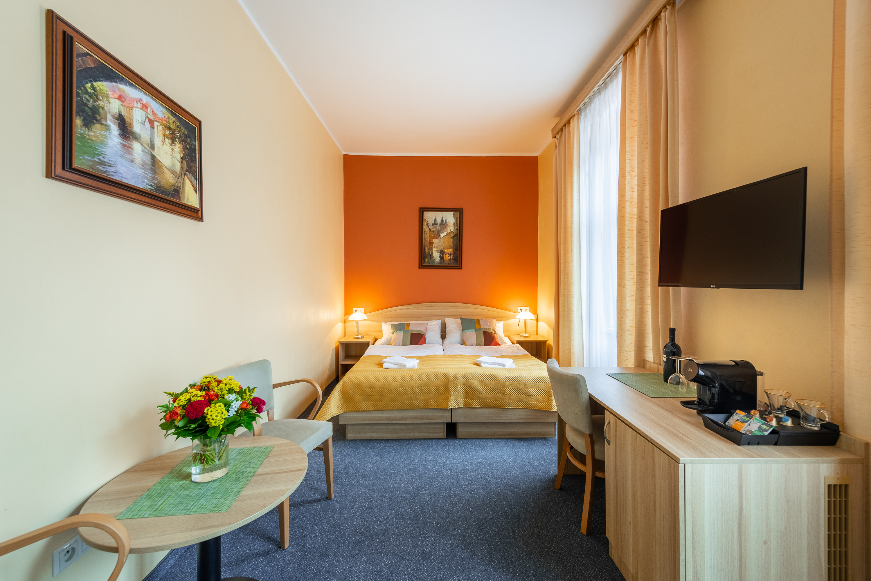 Double or Twin Deluxe