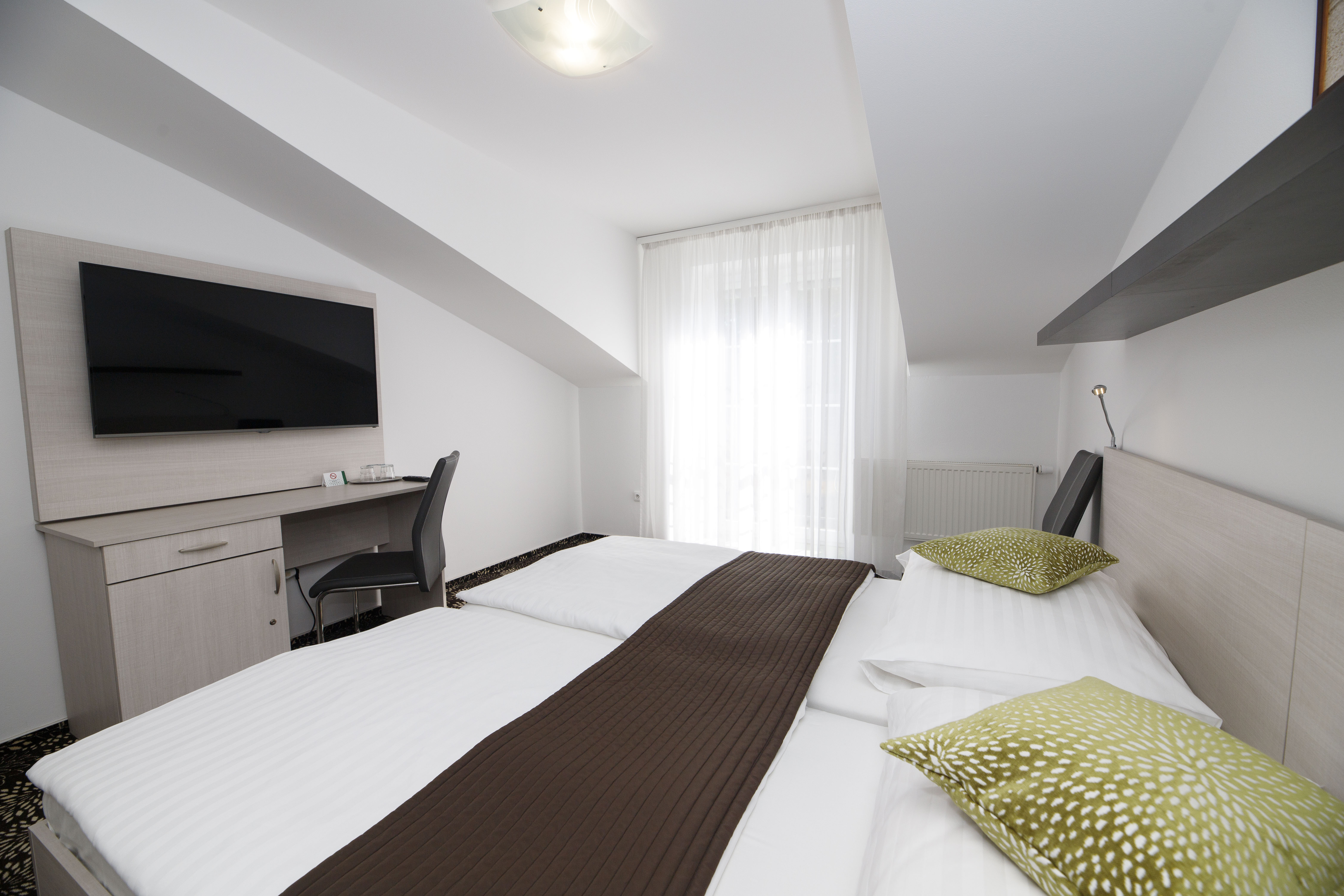 Double or Twin Annex