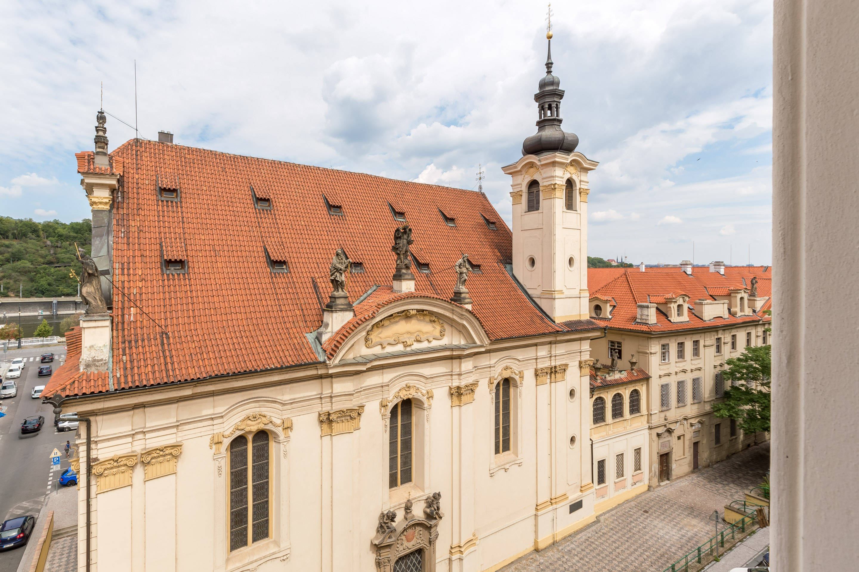 Double or Twin Superior