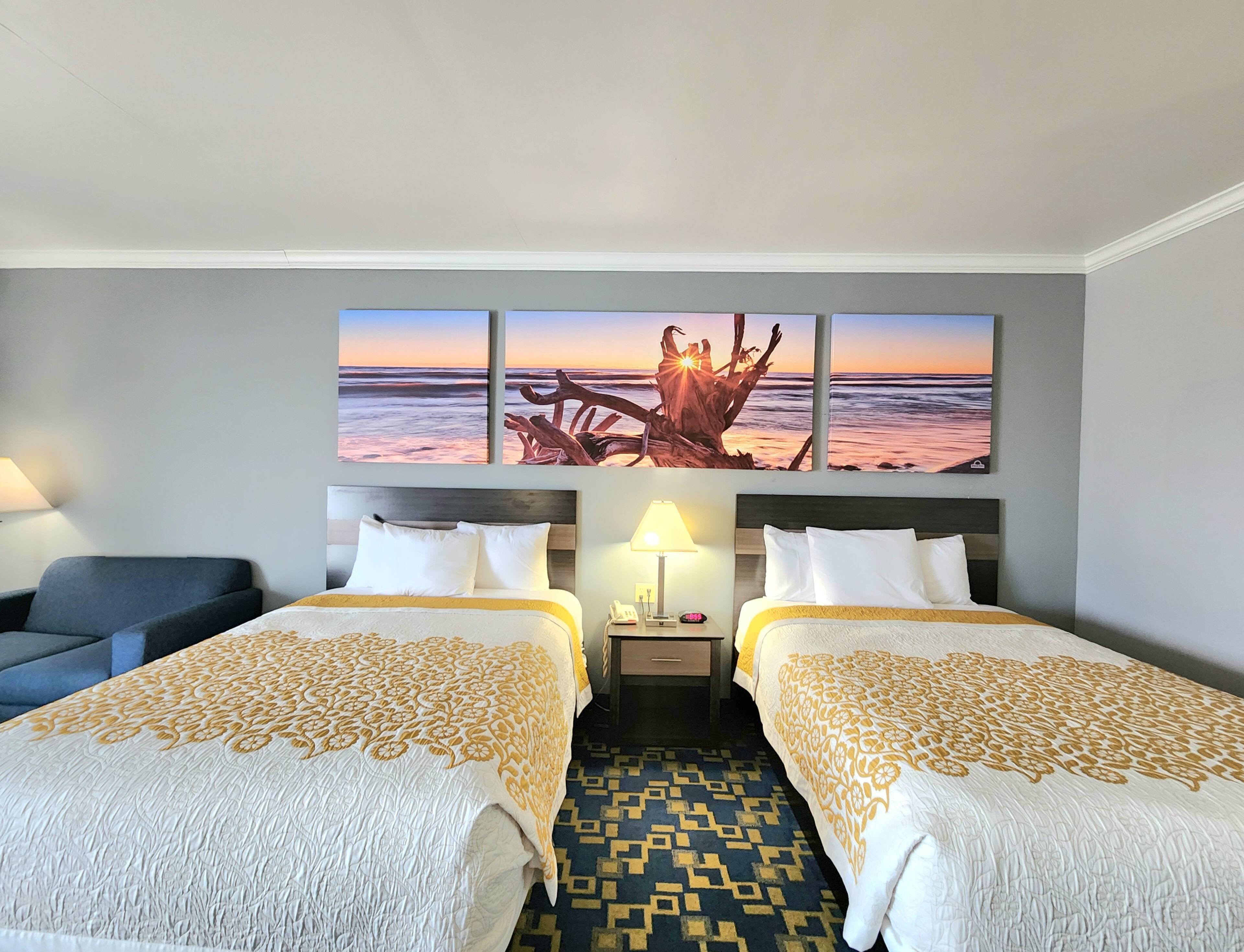 Quadruple Two Queen Beds