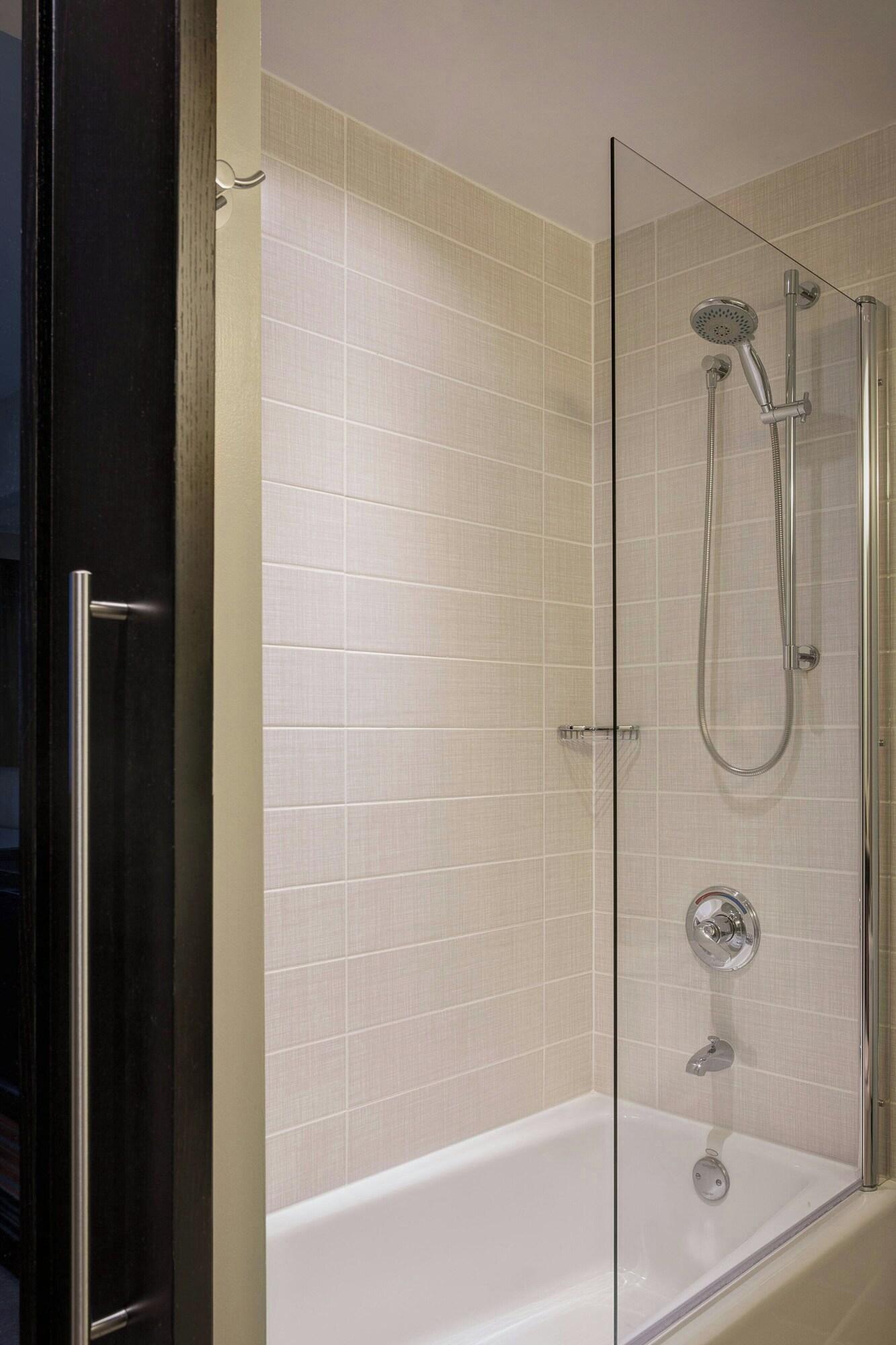 Double Executive King Bed