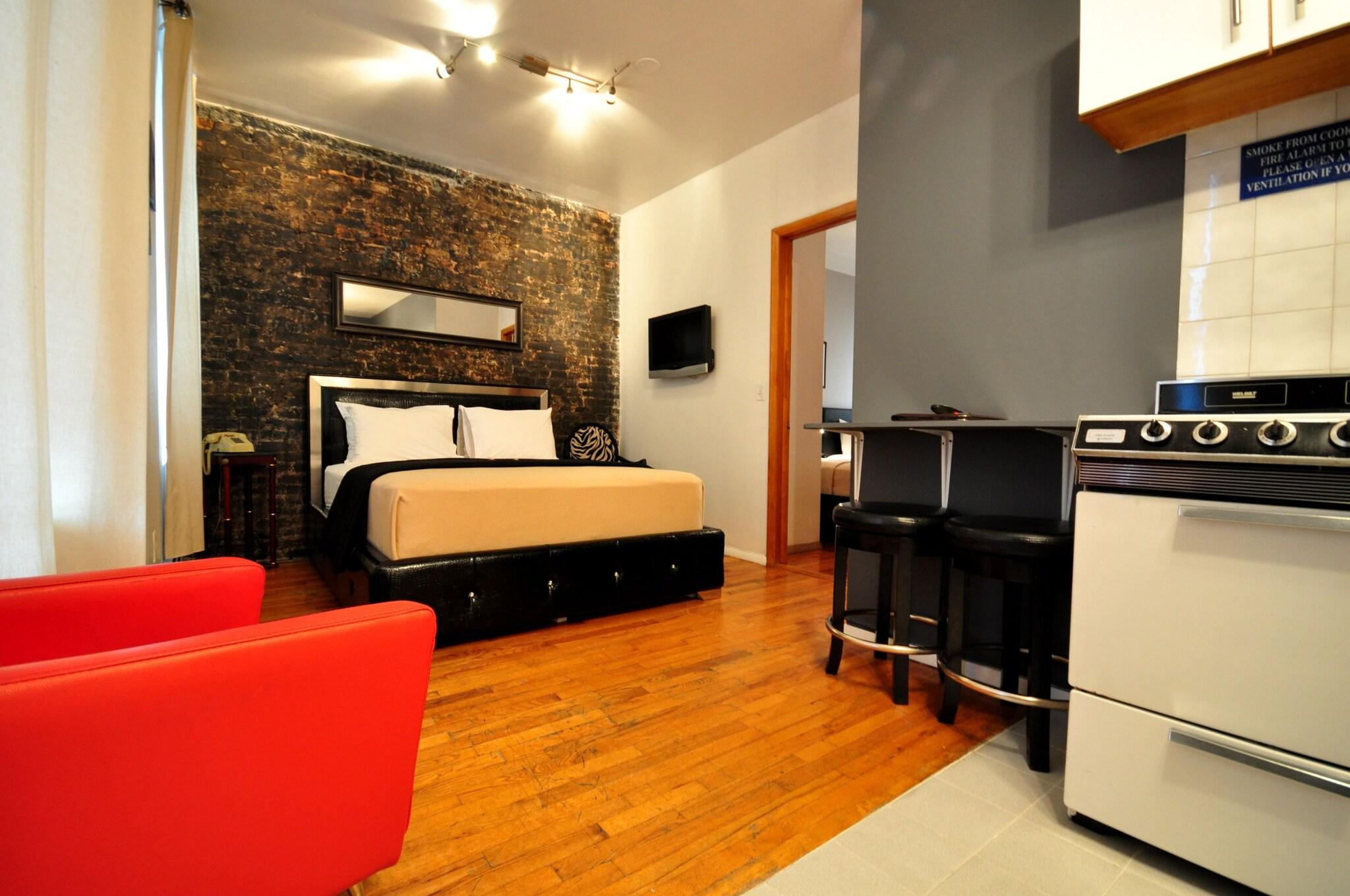 Suite Deluxe Queen Bed