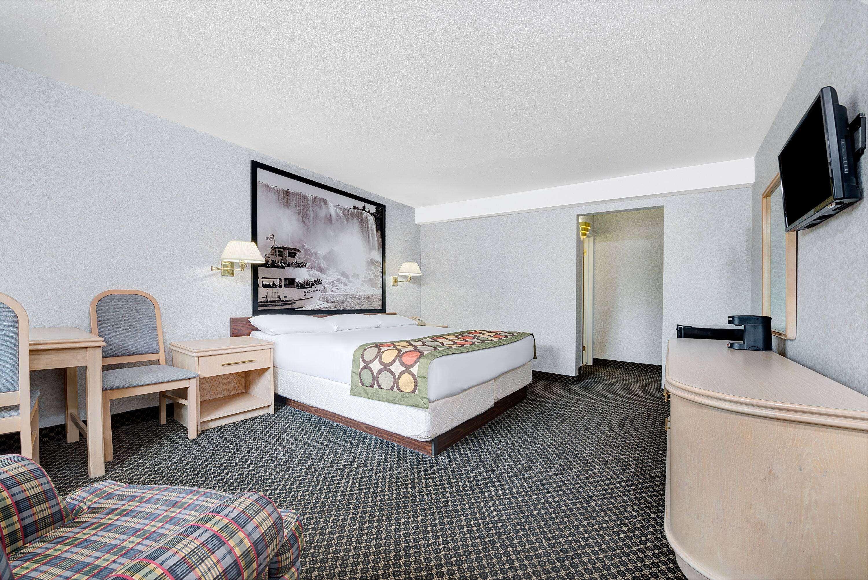 Double King Bed Non Smoking