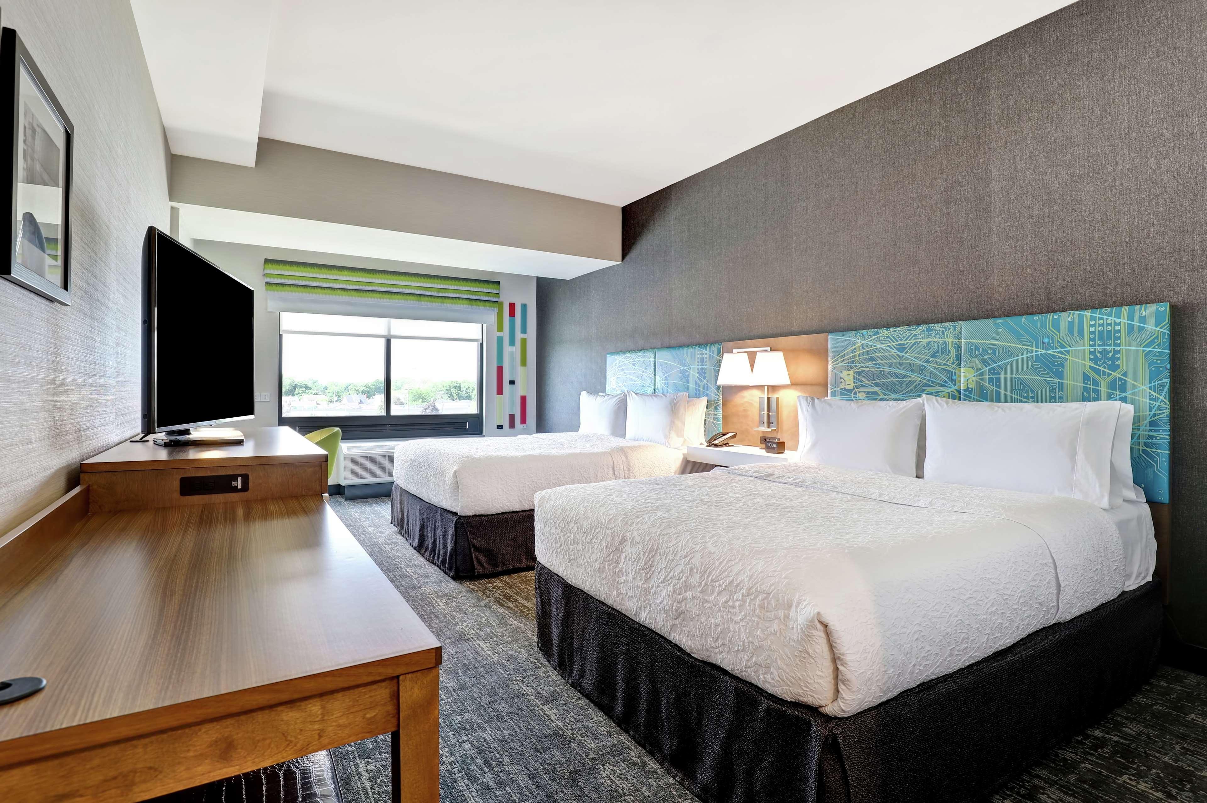 Double Two Queen Beds