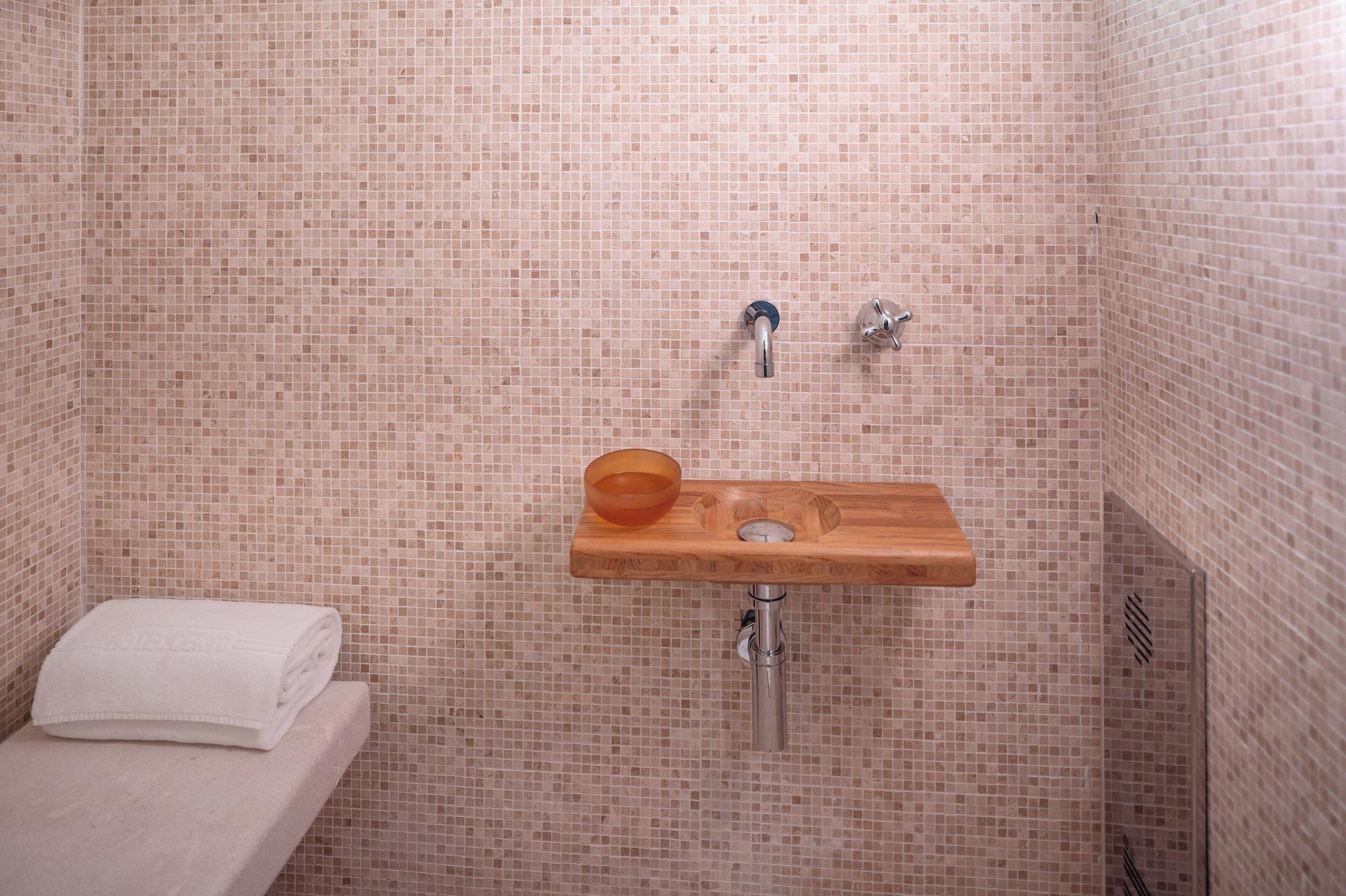 Suite Deluxe Two Double Beds