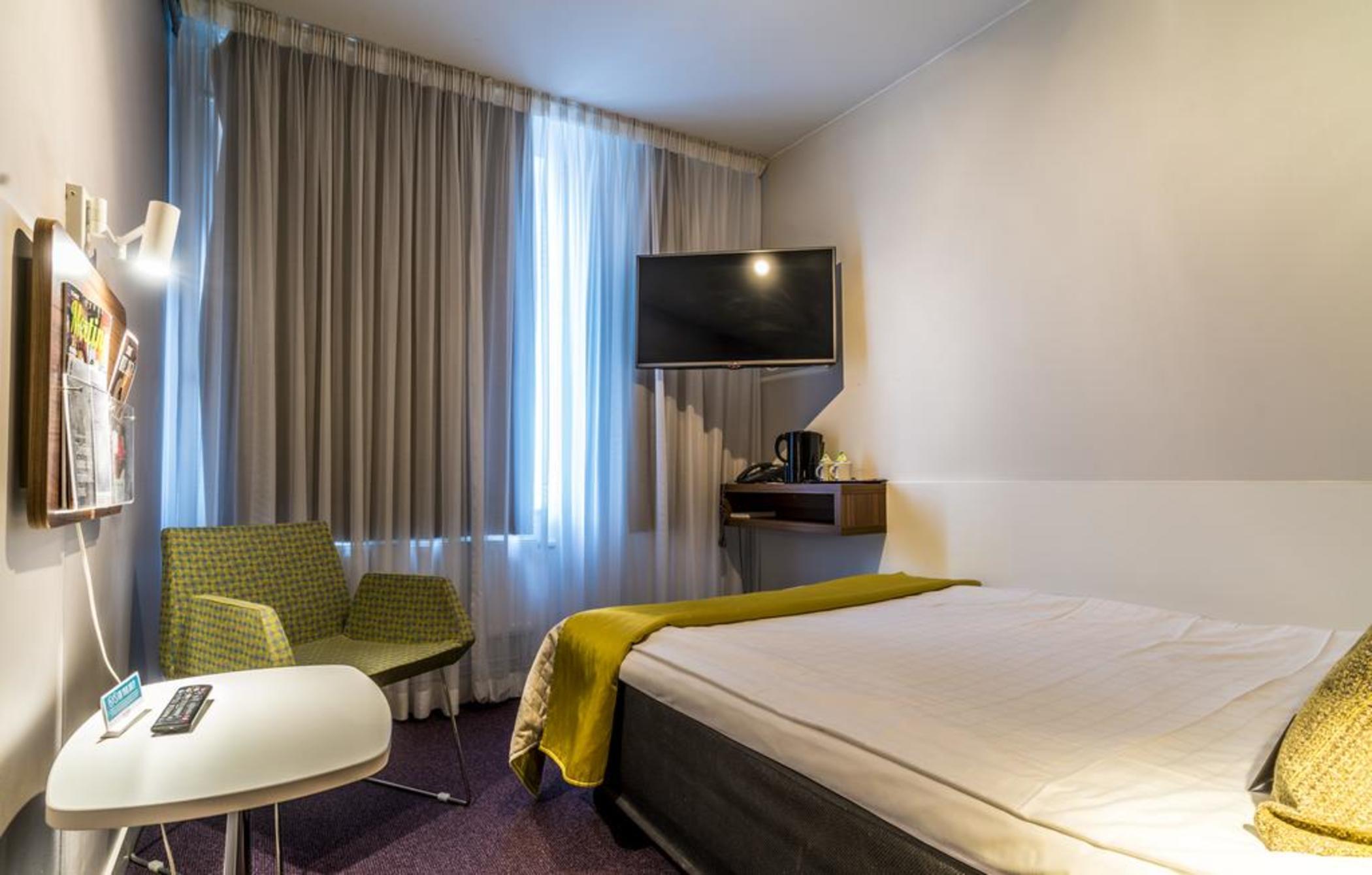 Double Single Economy