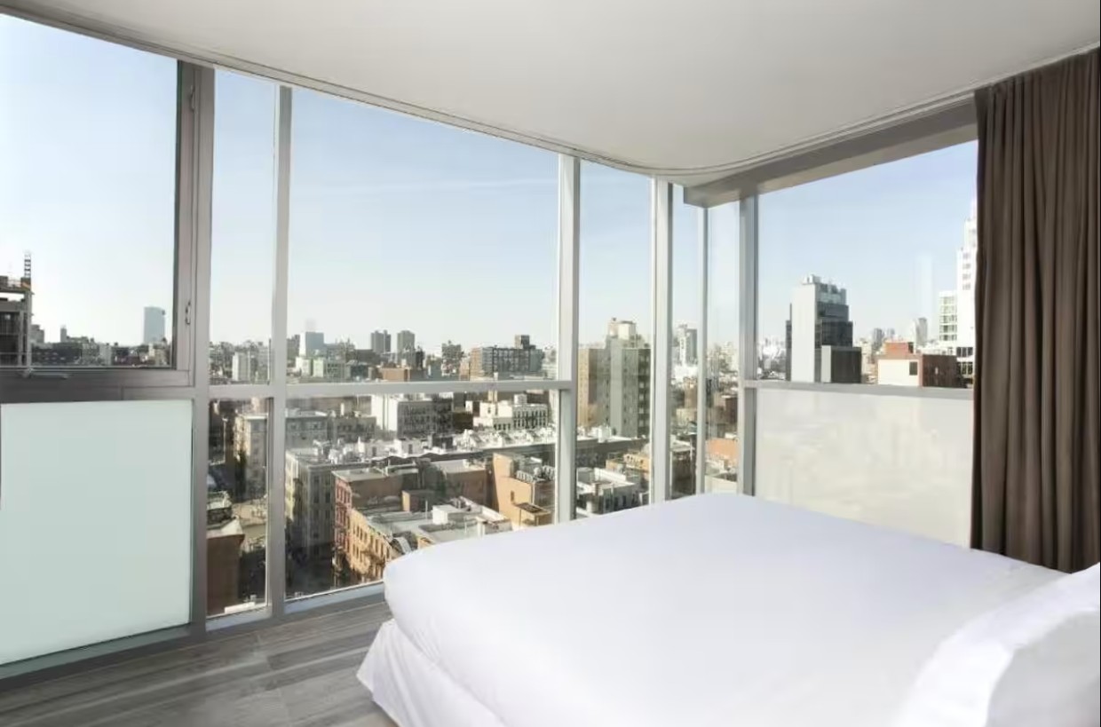 Studio King Size Bed