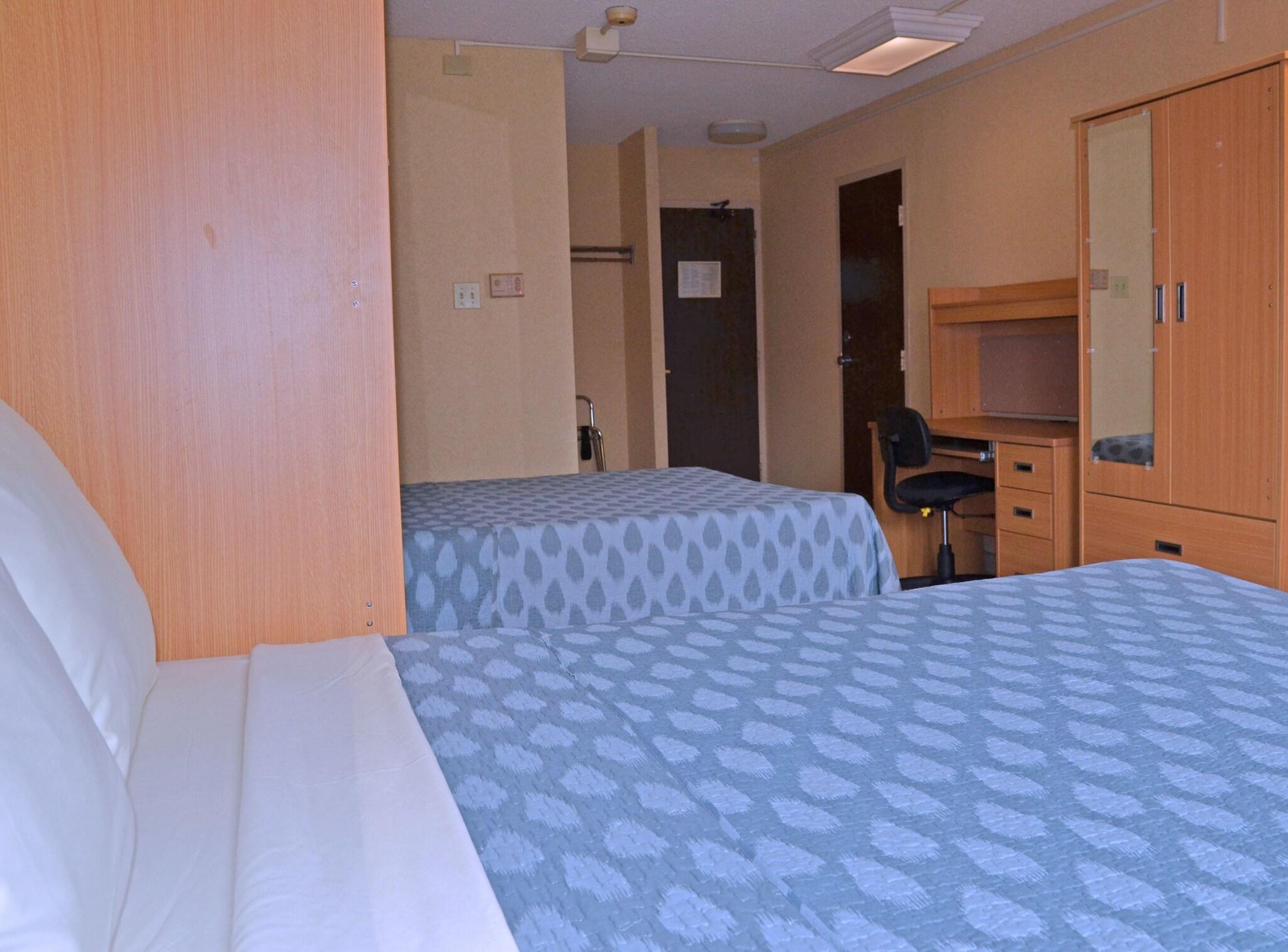 Quadruple Two Double Beds